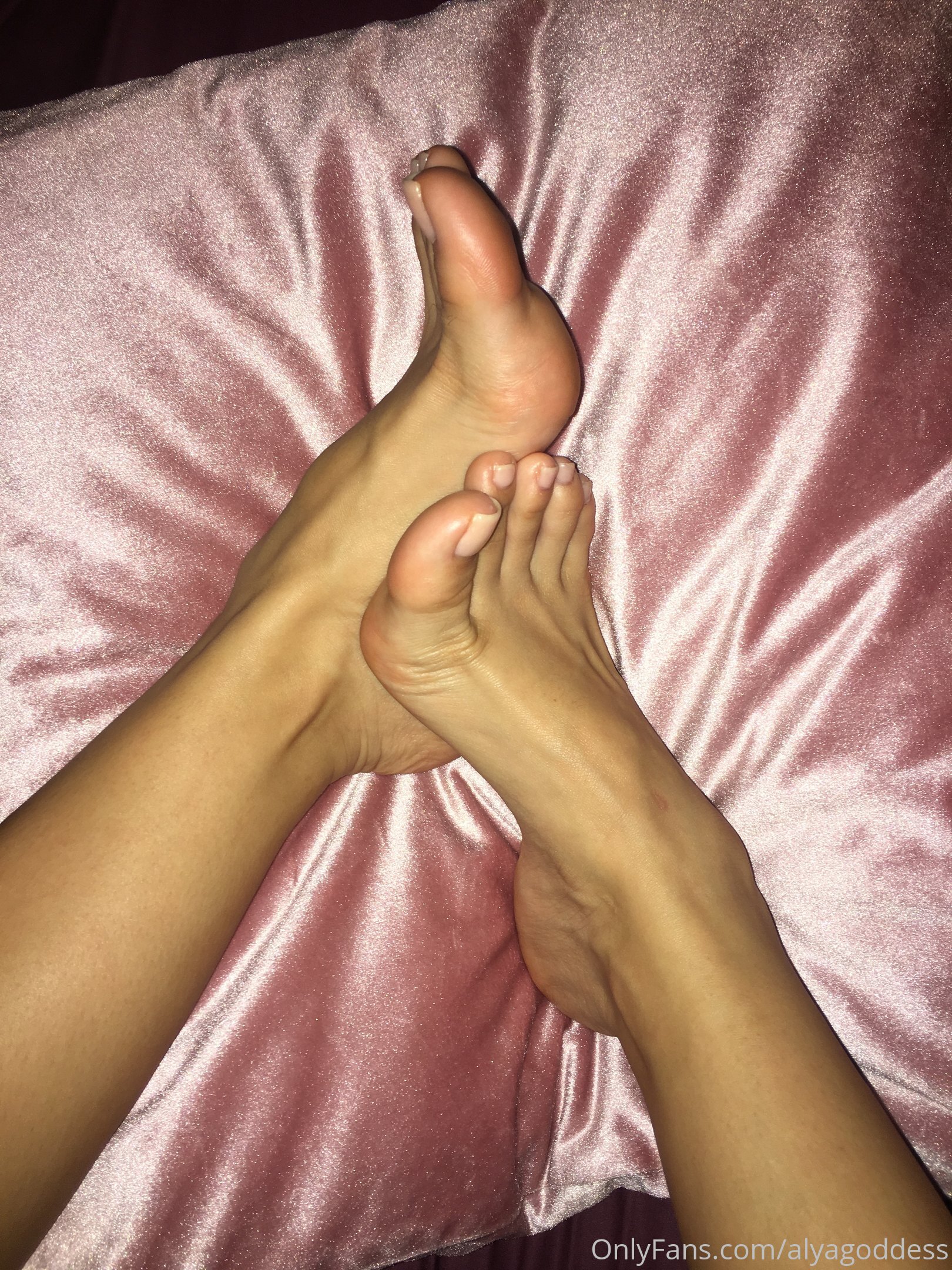 alyagoddess feet