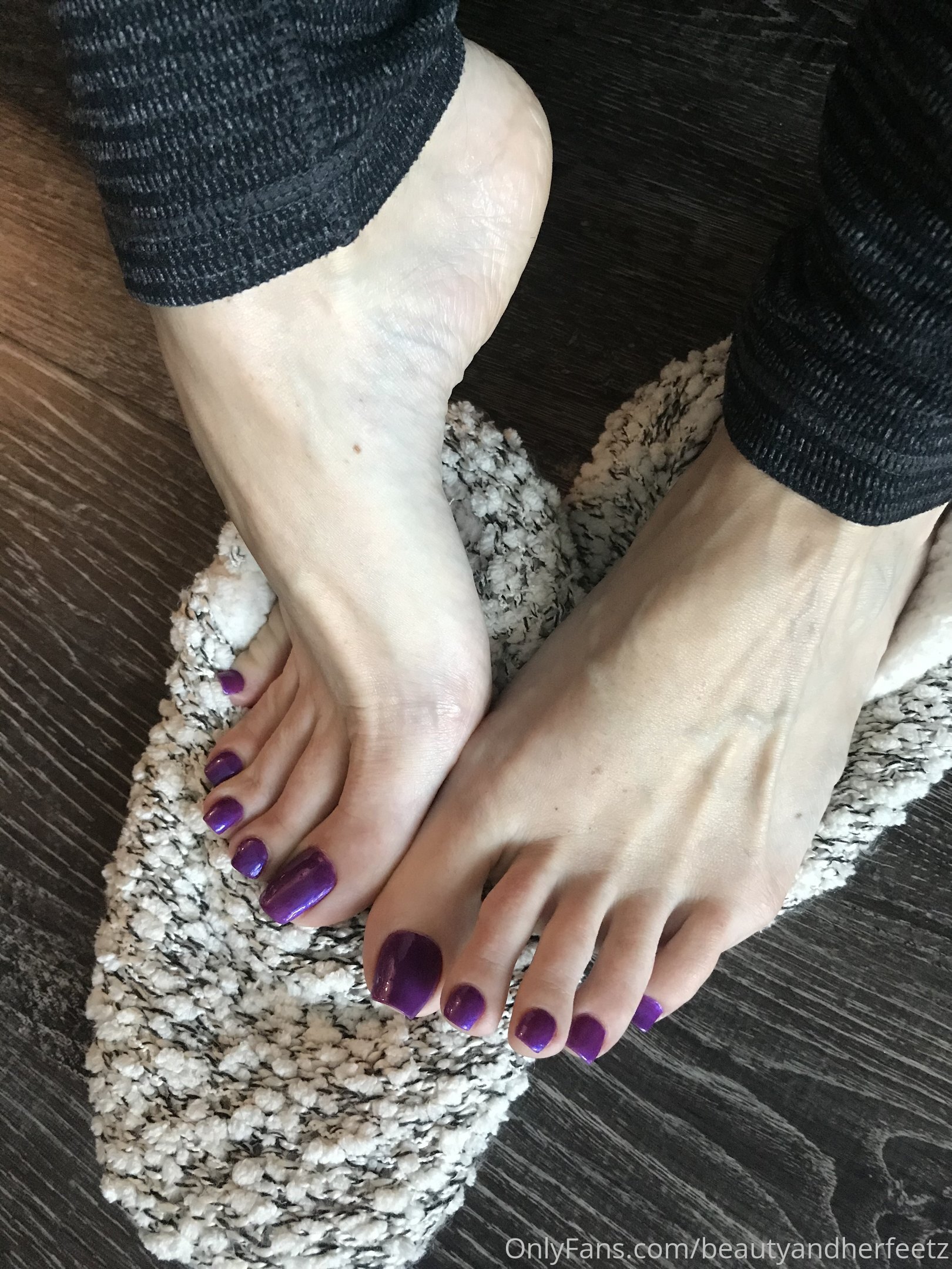 beautyandherfeetz feet