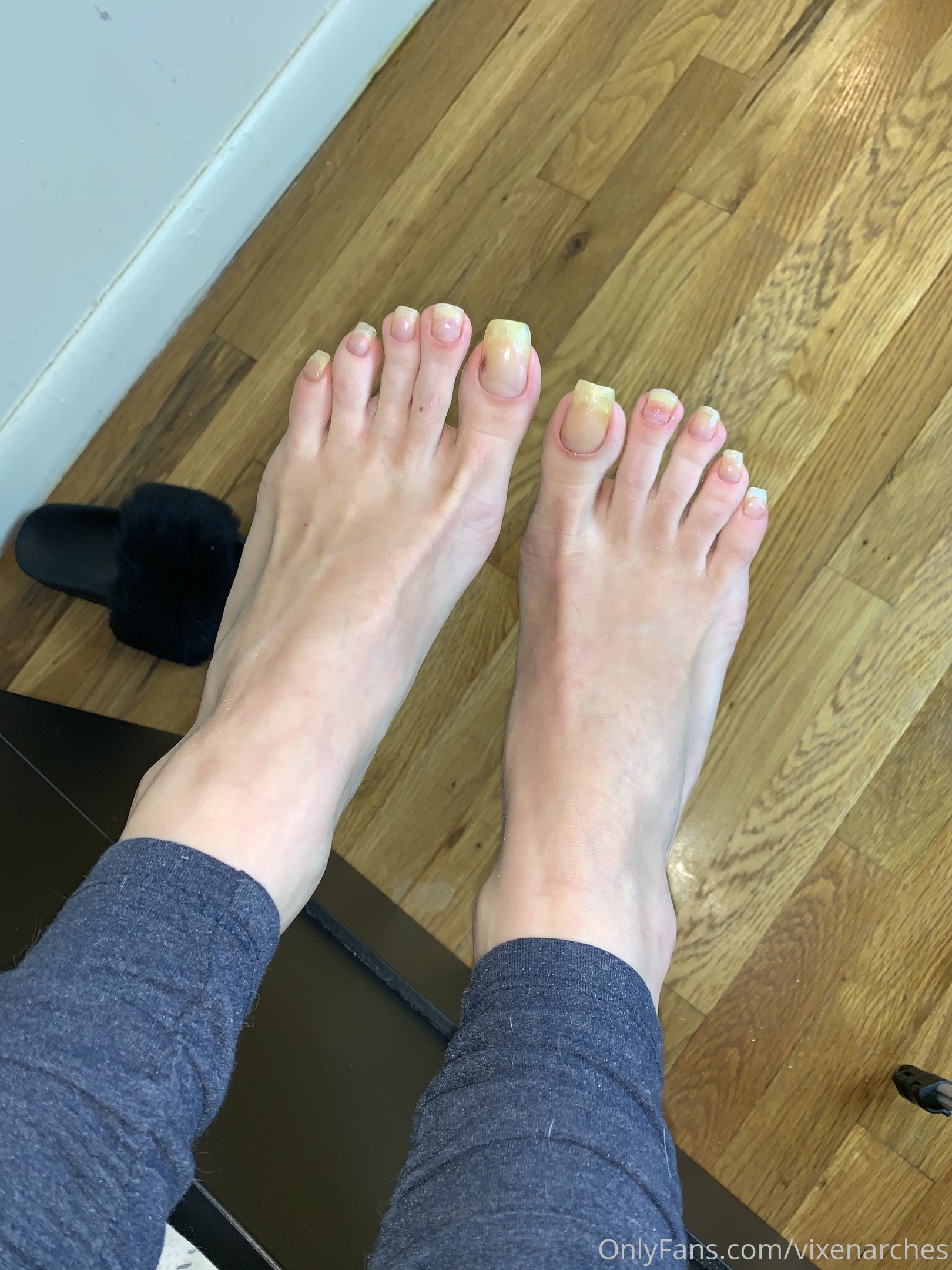 vixenarches feet