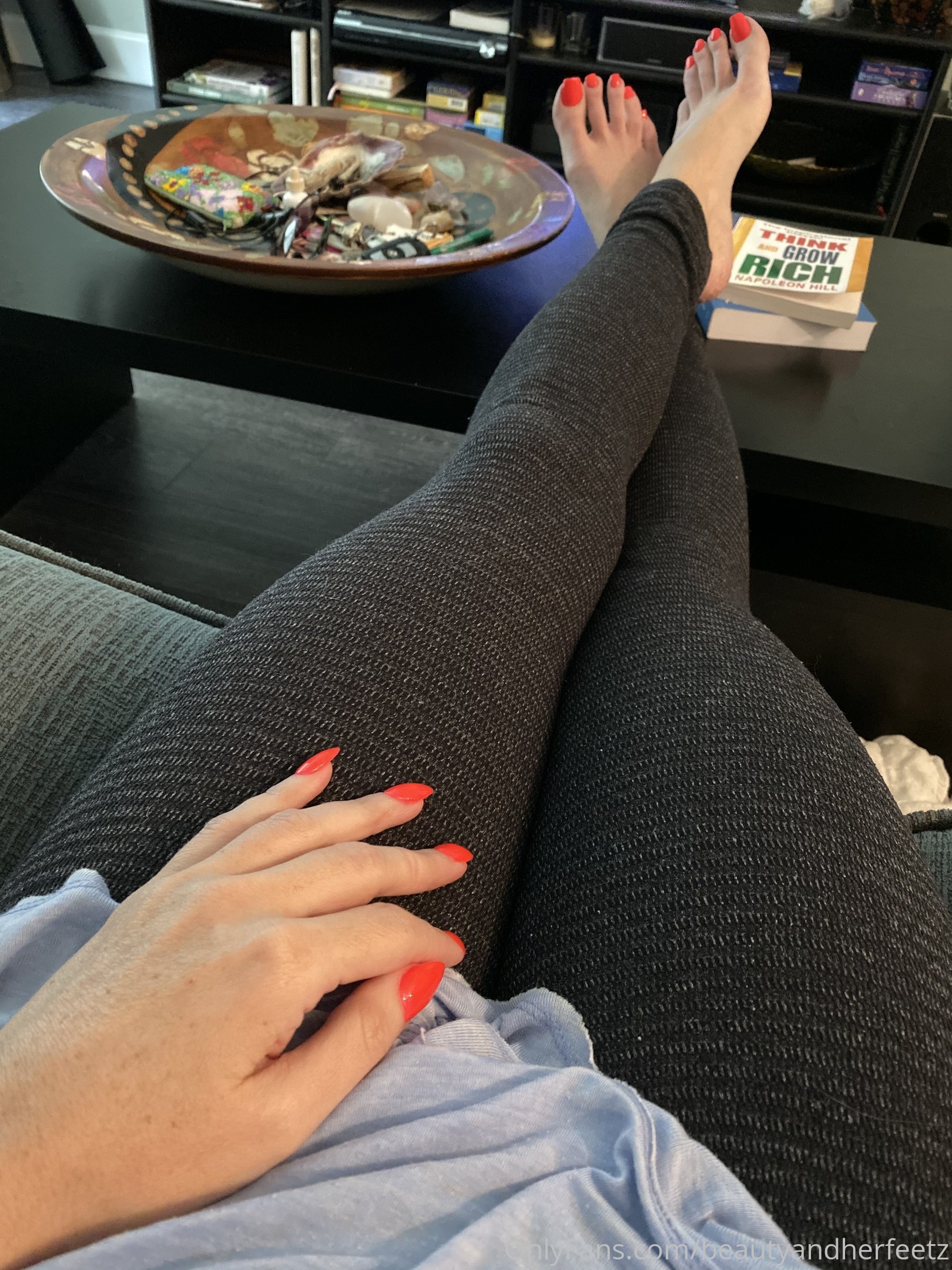 beautyandherfeetz feet