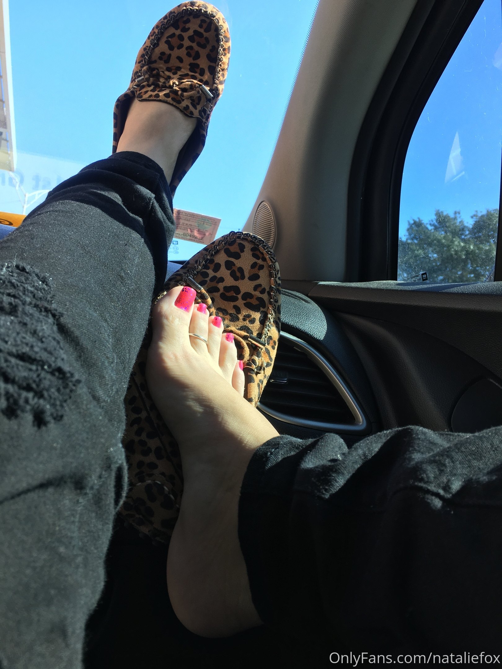 nataliefox feet