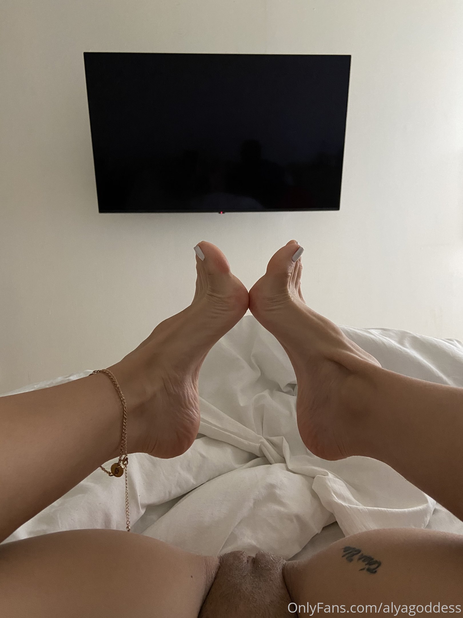 alyagoddess feet