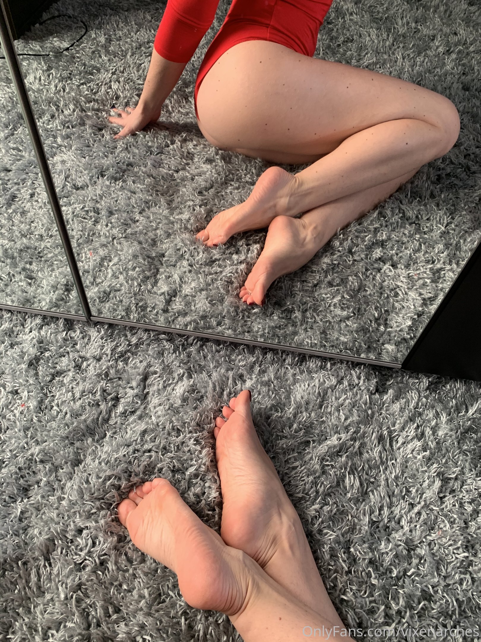 vixenarches feet