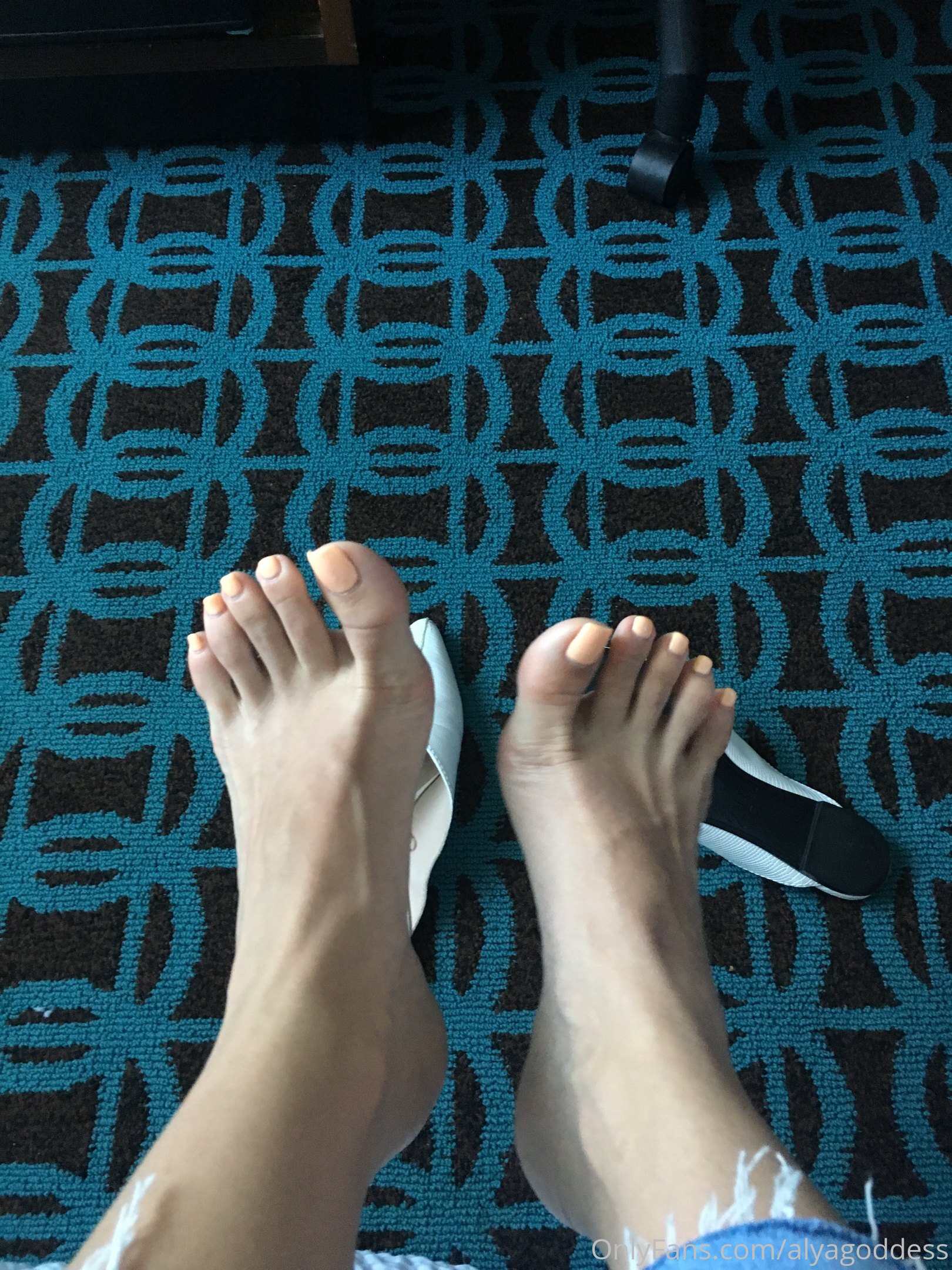 alyagoddess feet