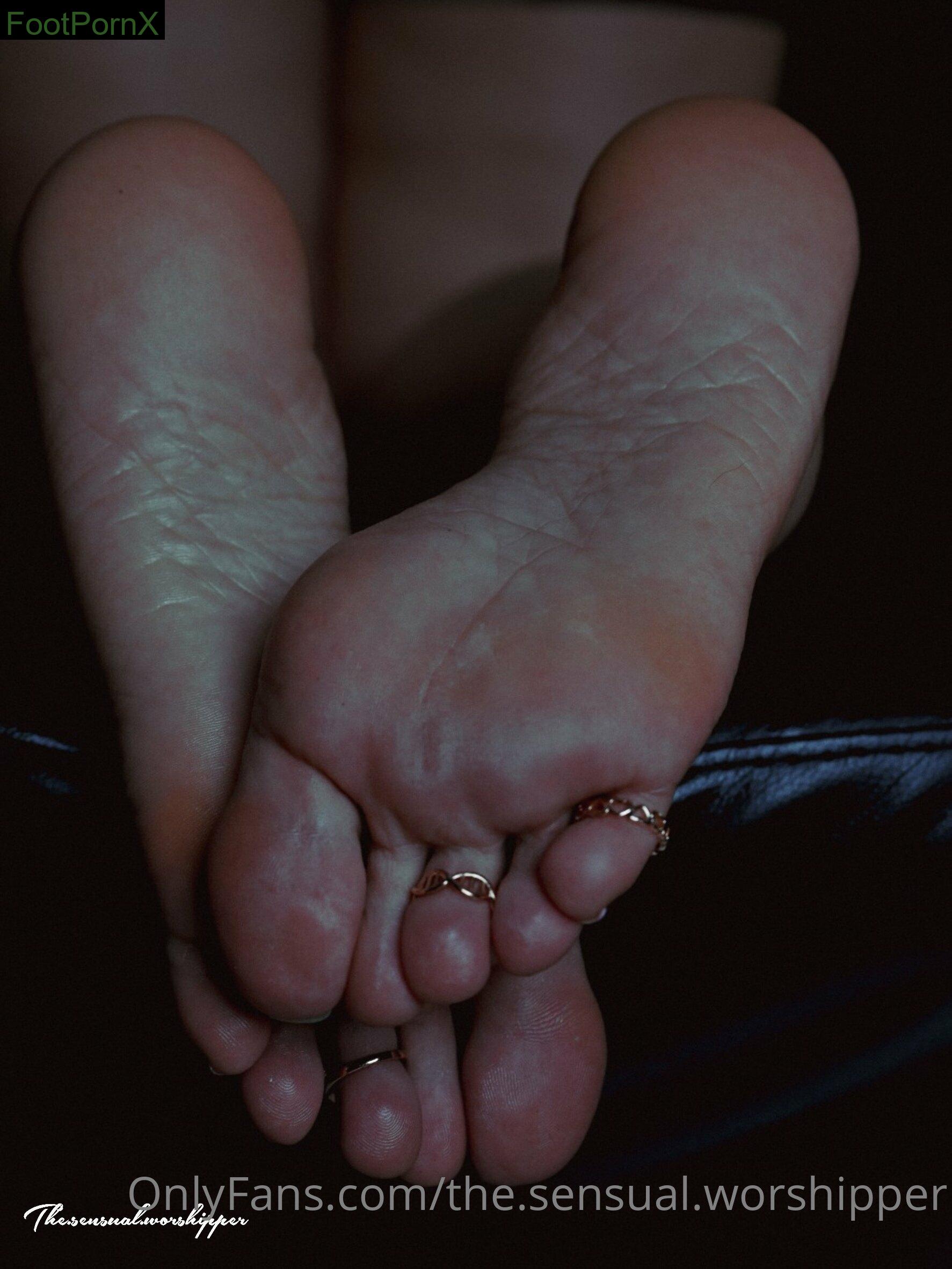 the.sensual.worshipper feet