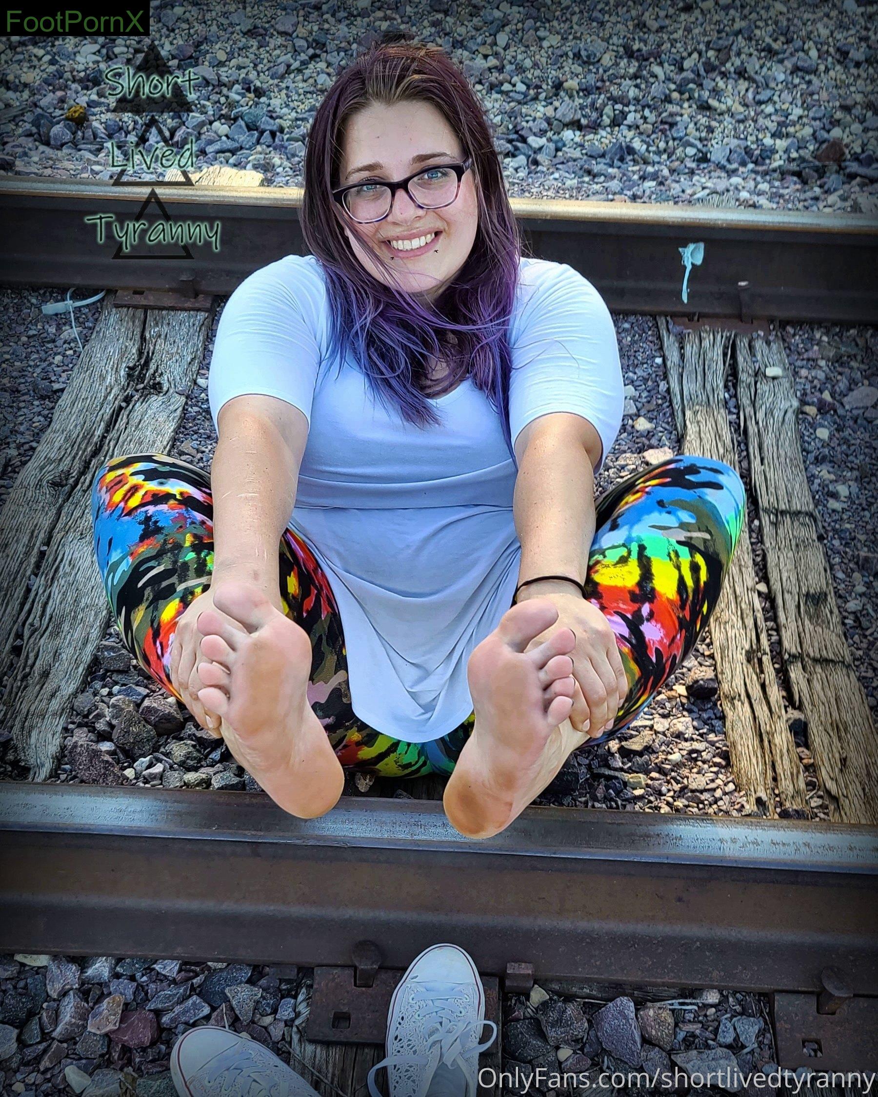 shortlivedtyranny feet