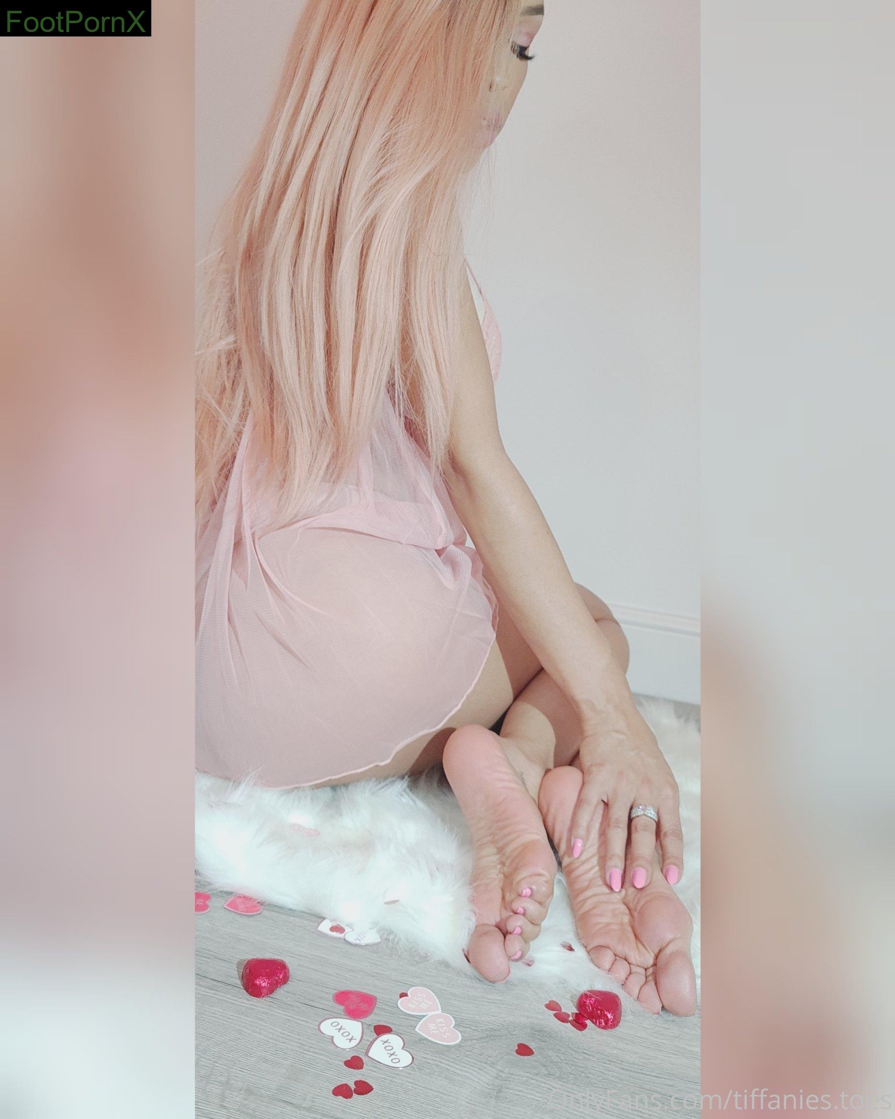 tiffanies.toes feet