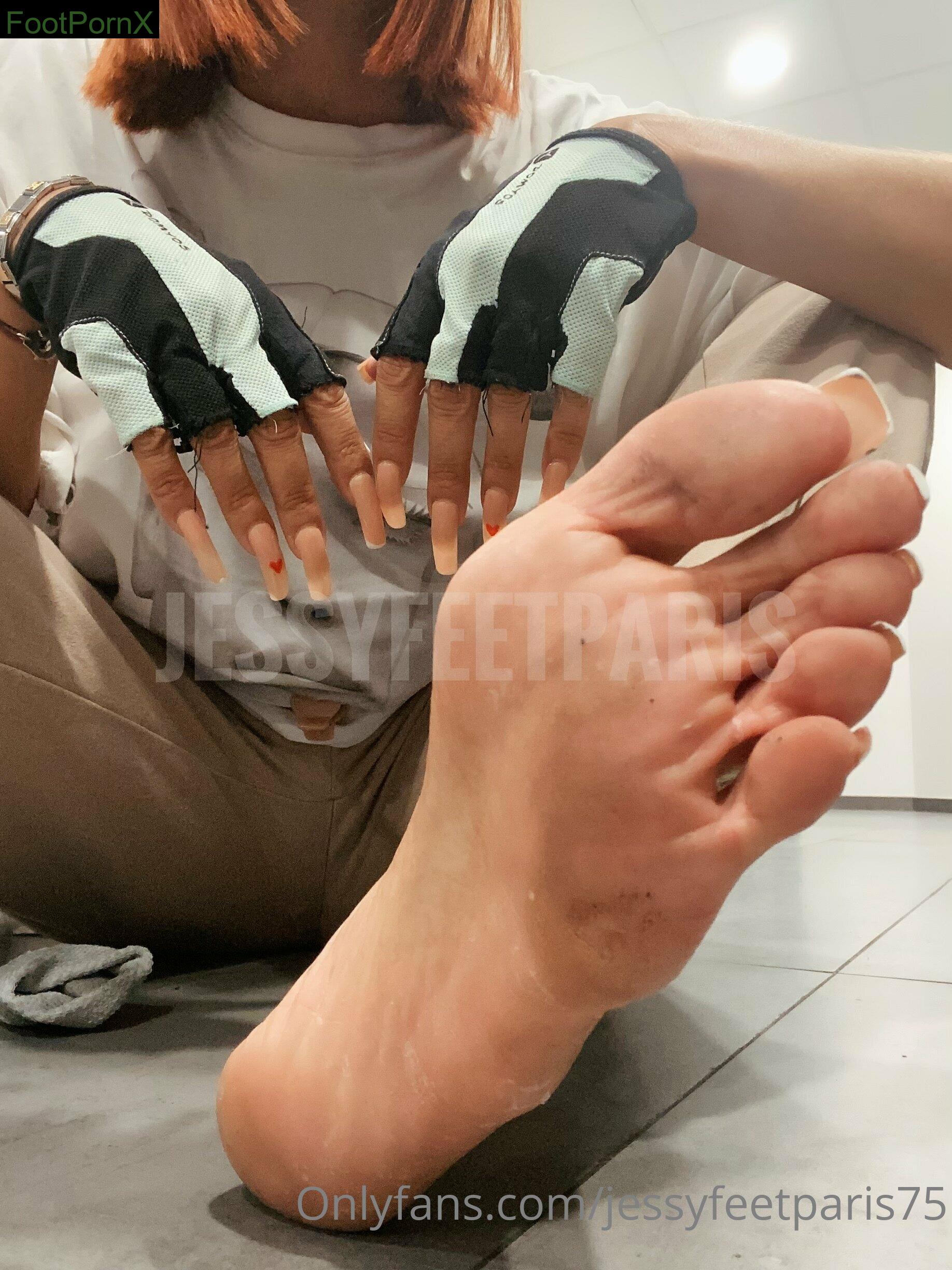 jessyfeetparis75 feet