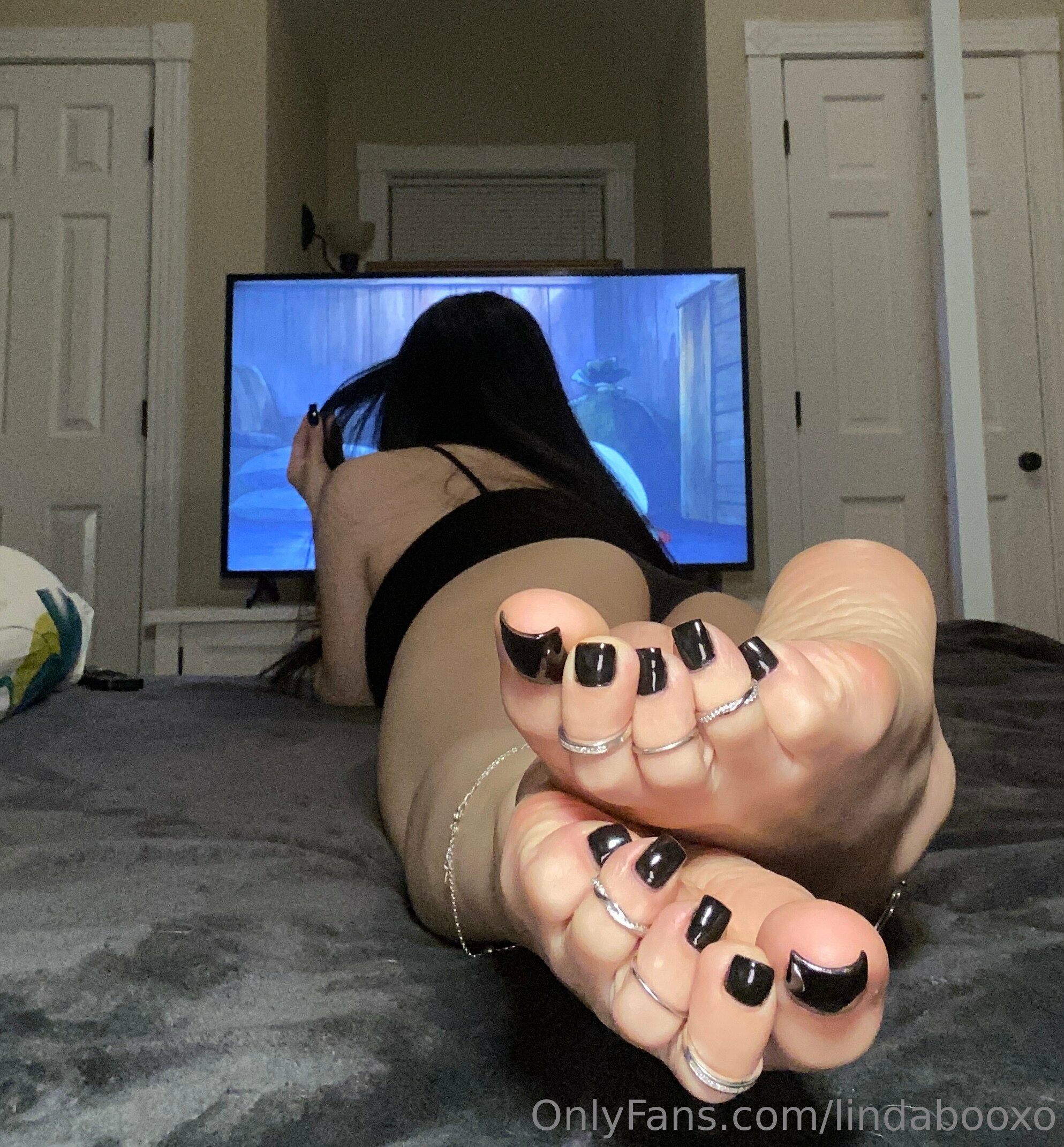 lindabooxo feet