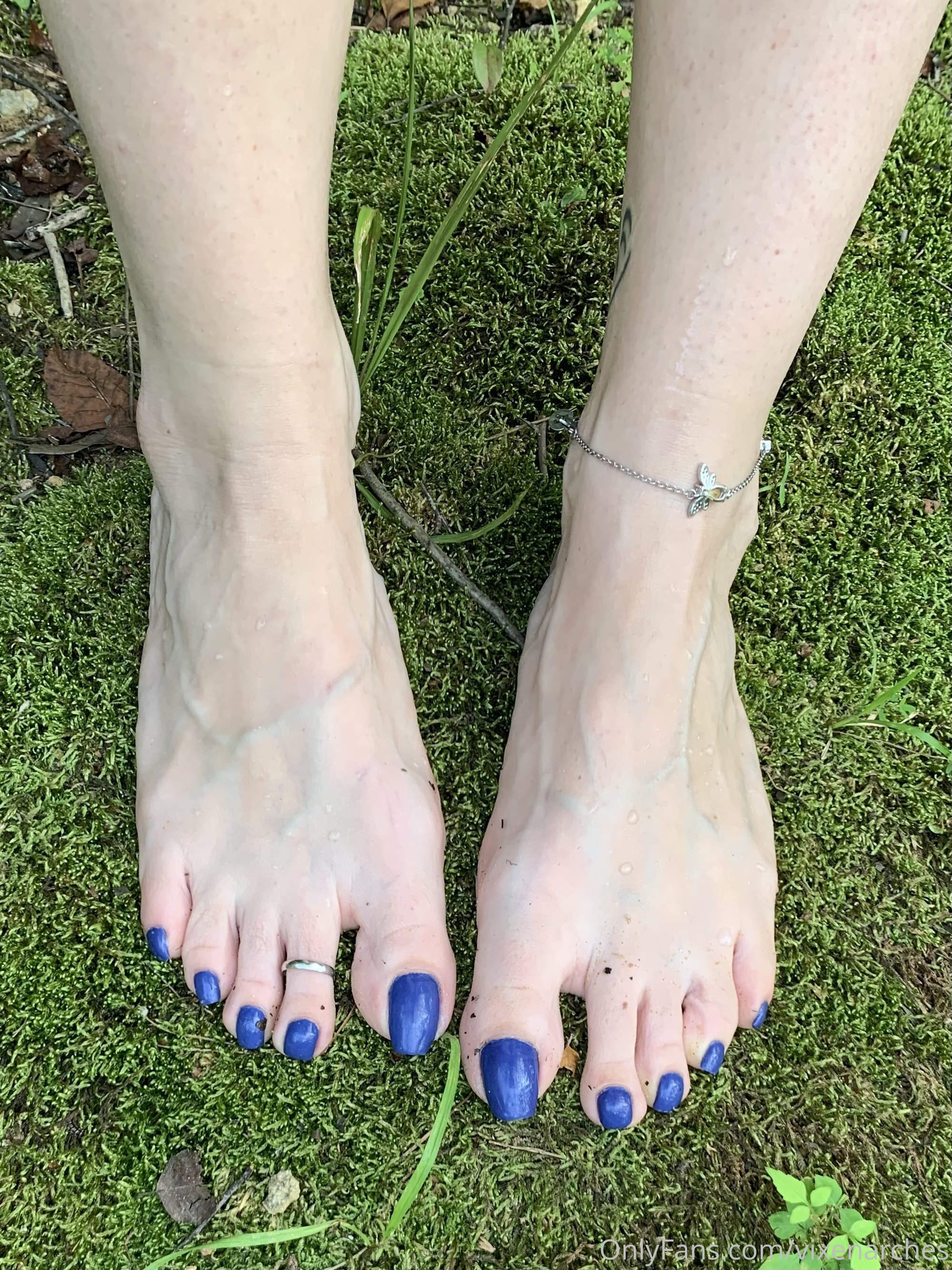 vixenarches feet