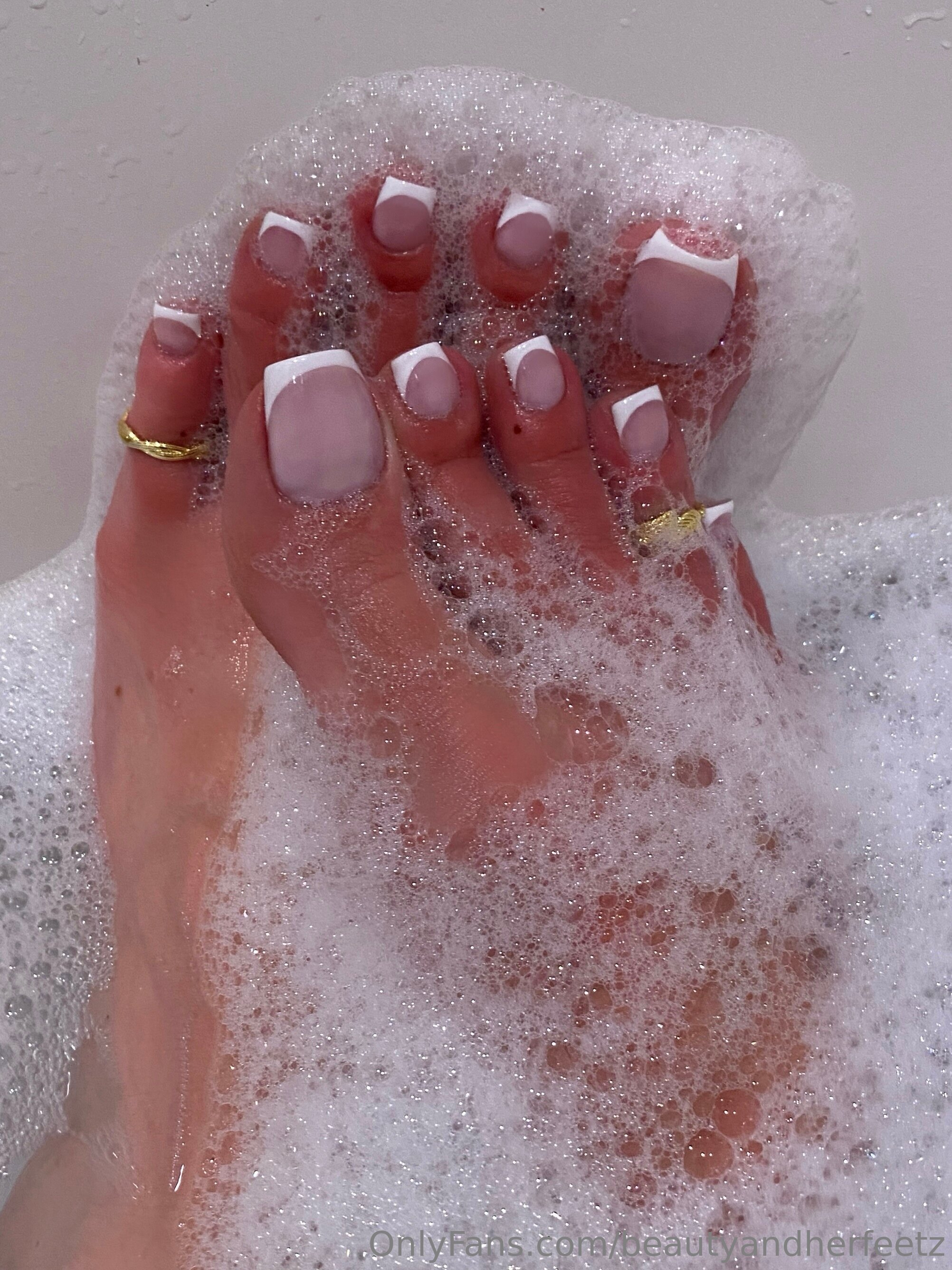 beautyandherfeetz feet