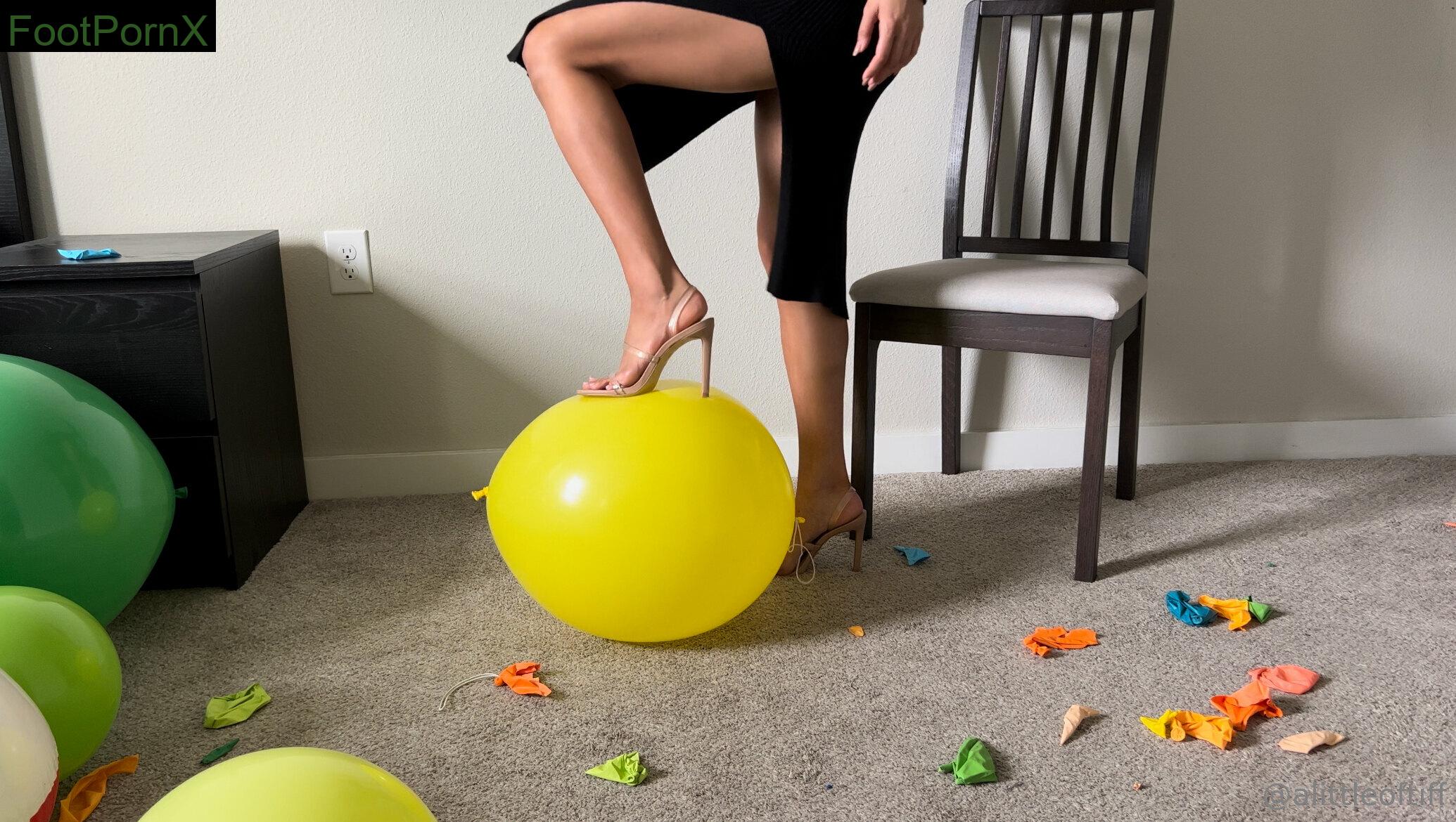 alittleoftiff feet