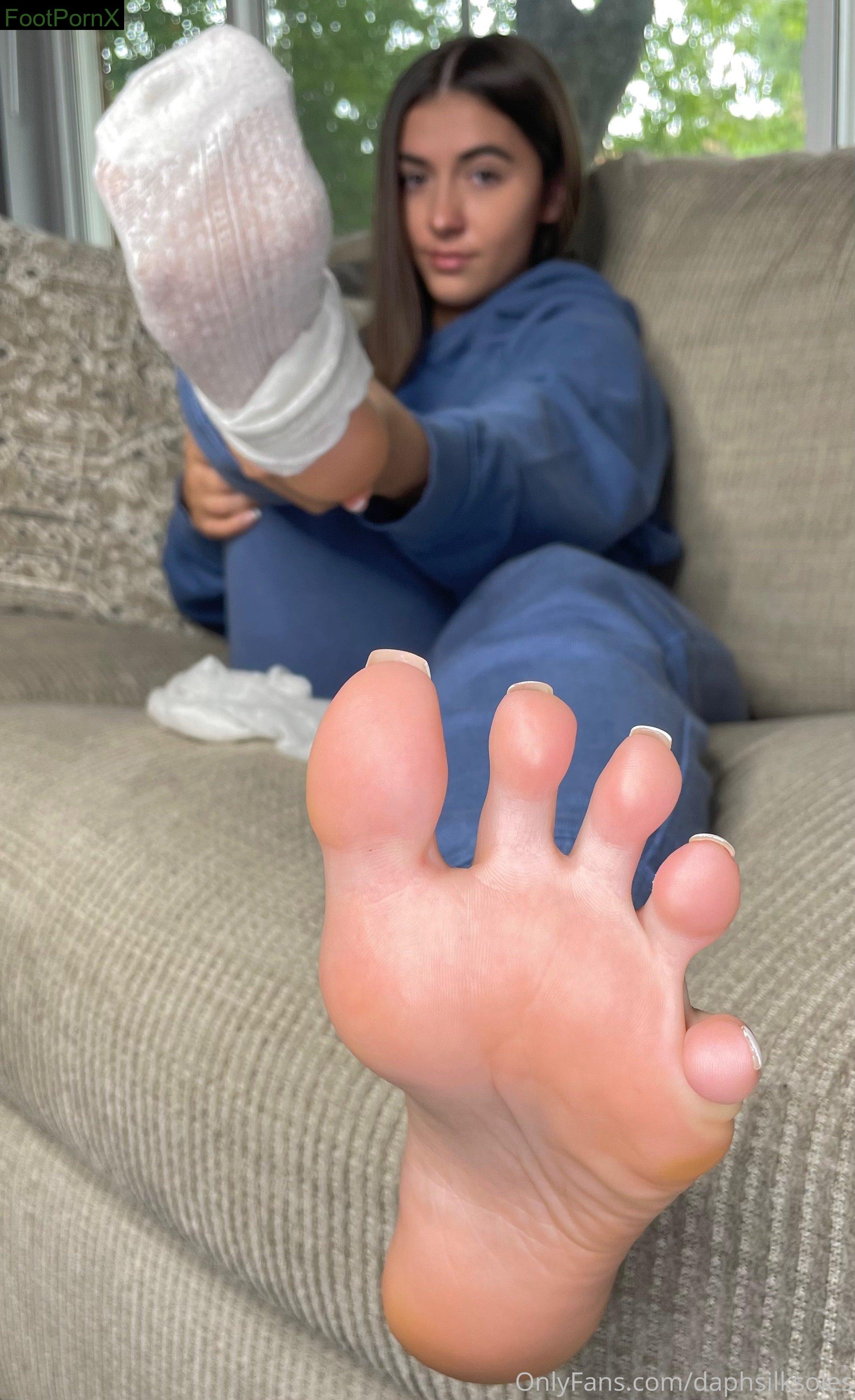 daphsilksoles feet