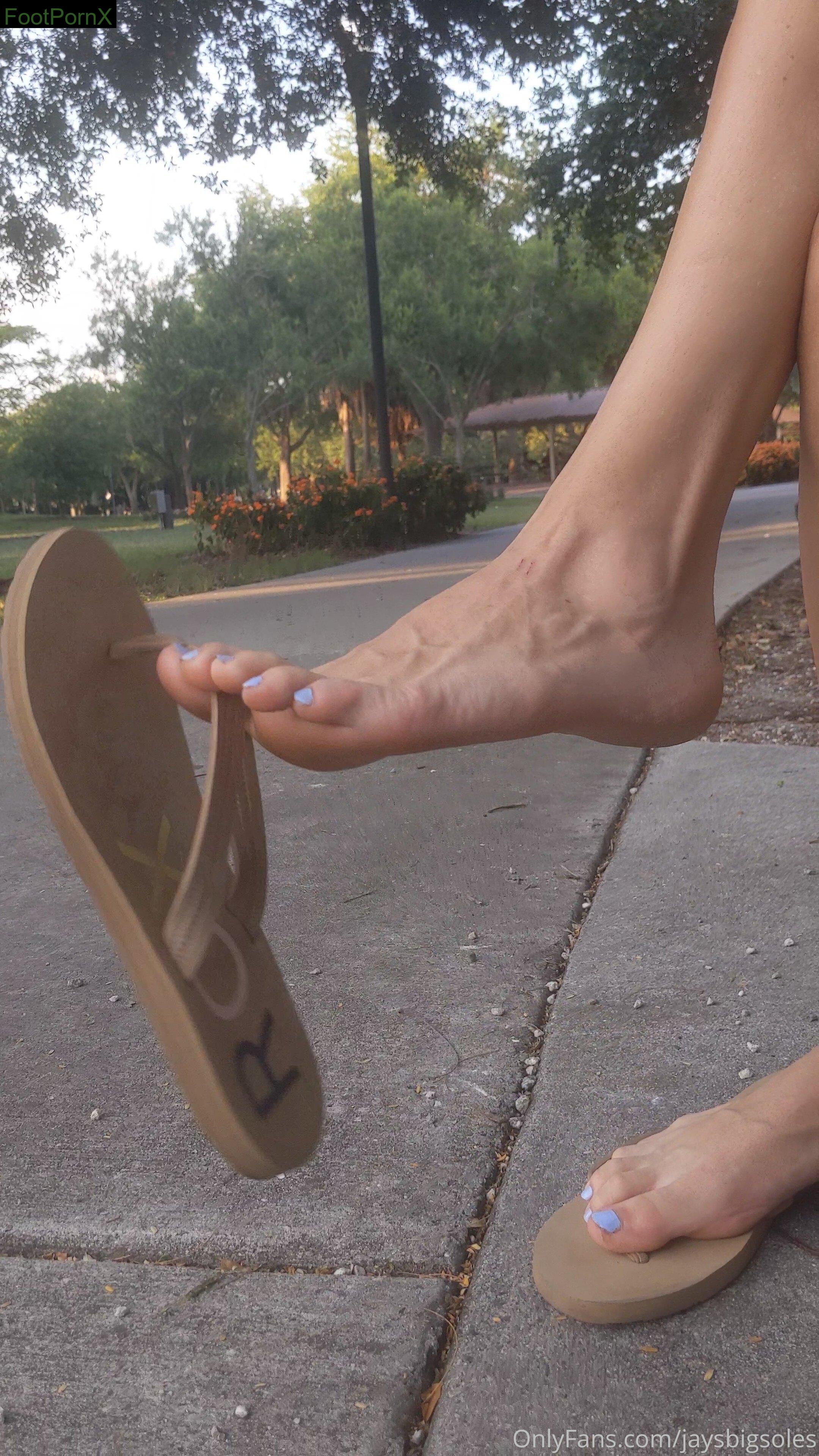 jaysbigsoles feet