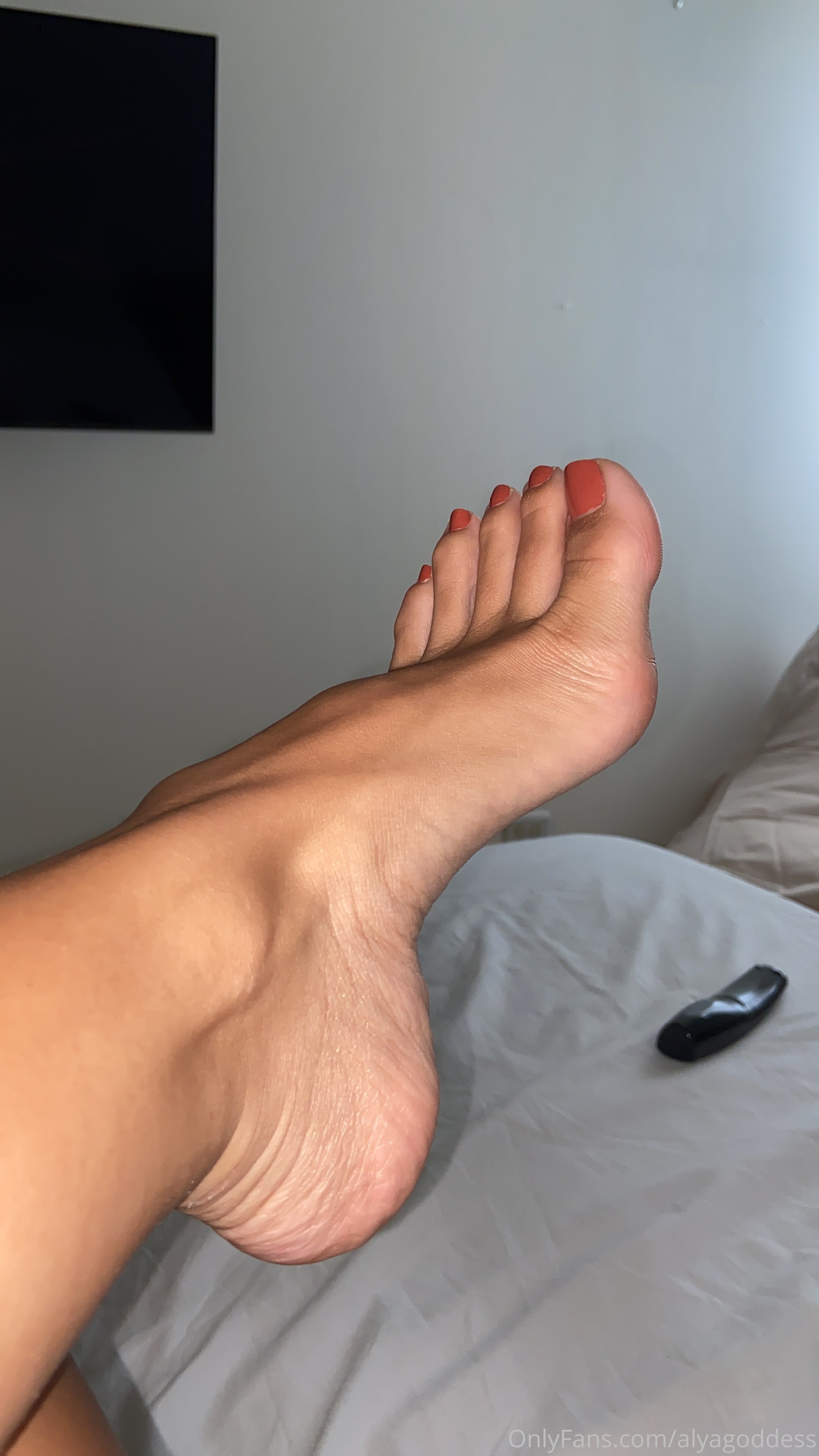 alyagoddess feet