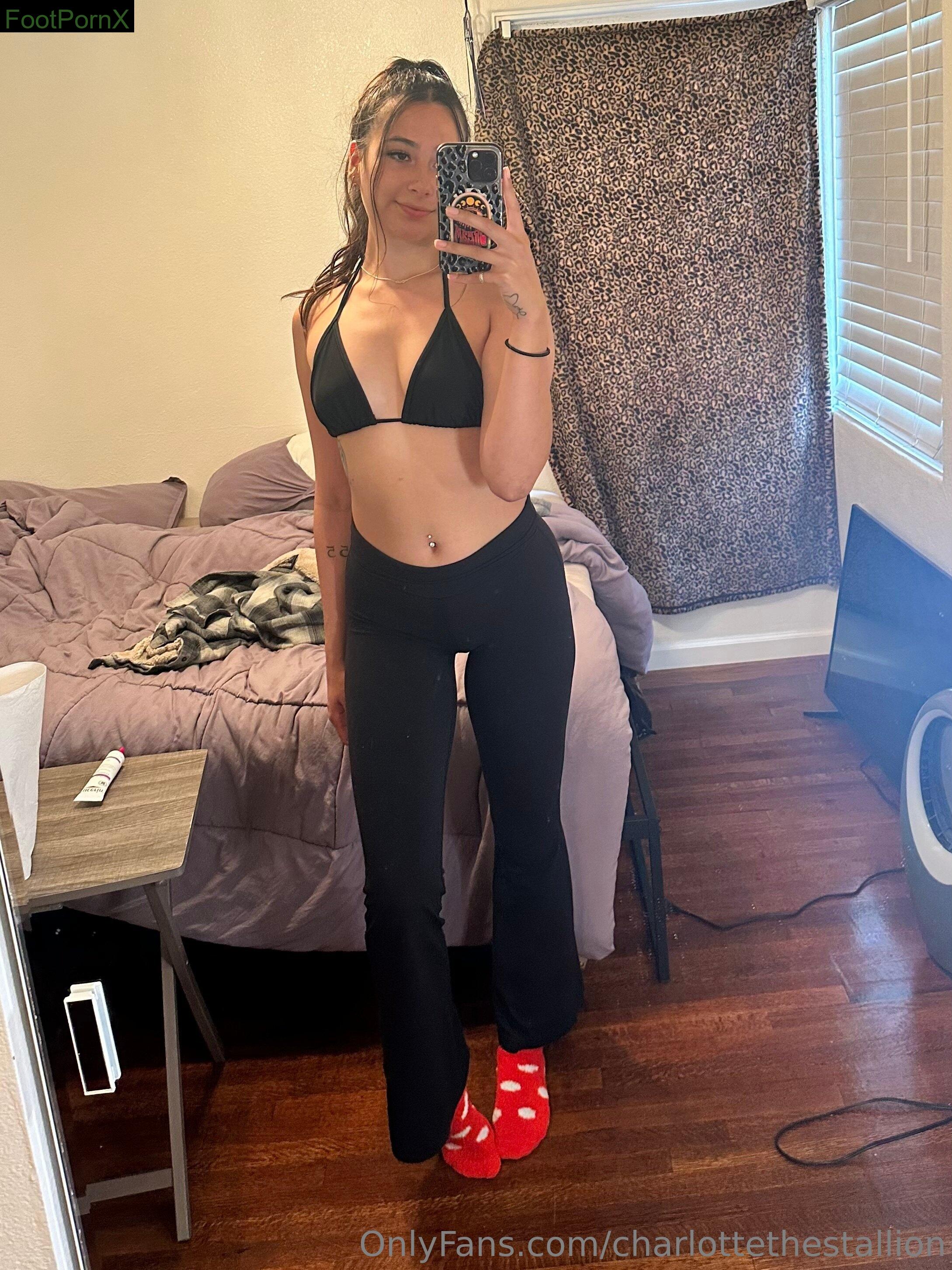 charlottethestallion feet