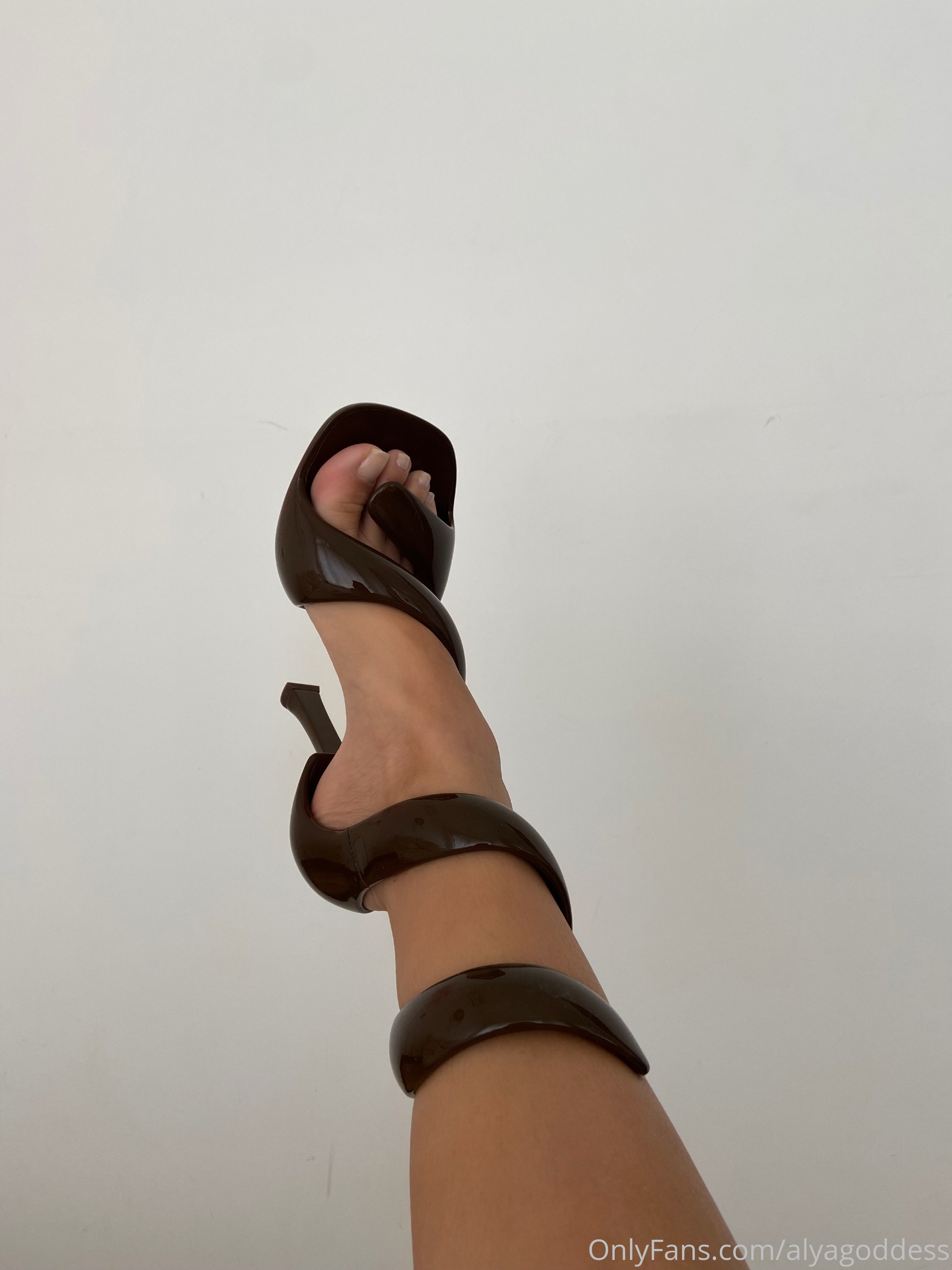 alyagoddess feet