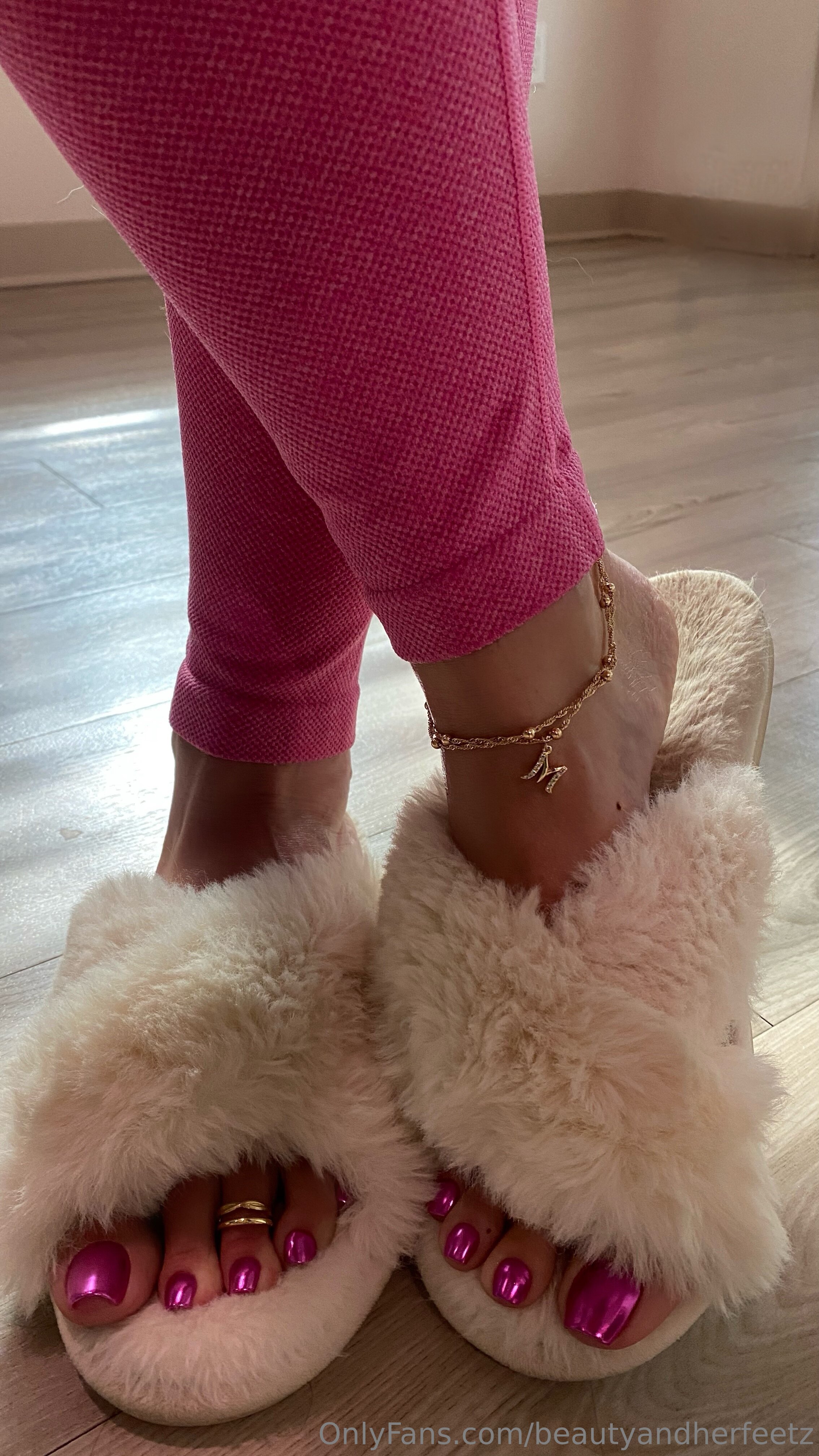 beautyandherfeetz feet