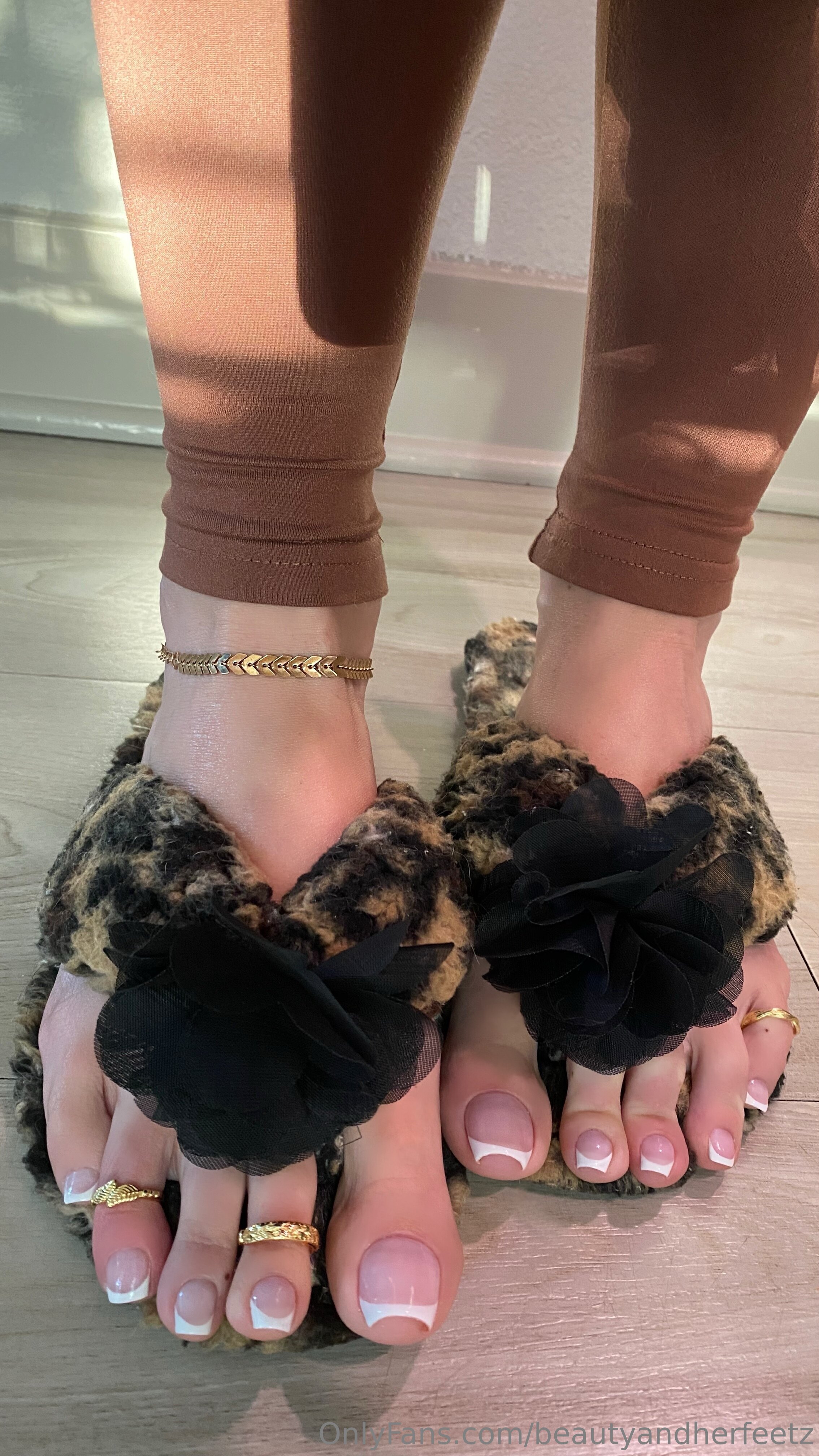 beautyandherfeetz feet