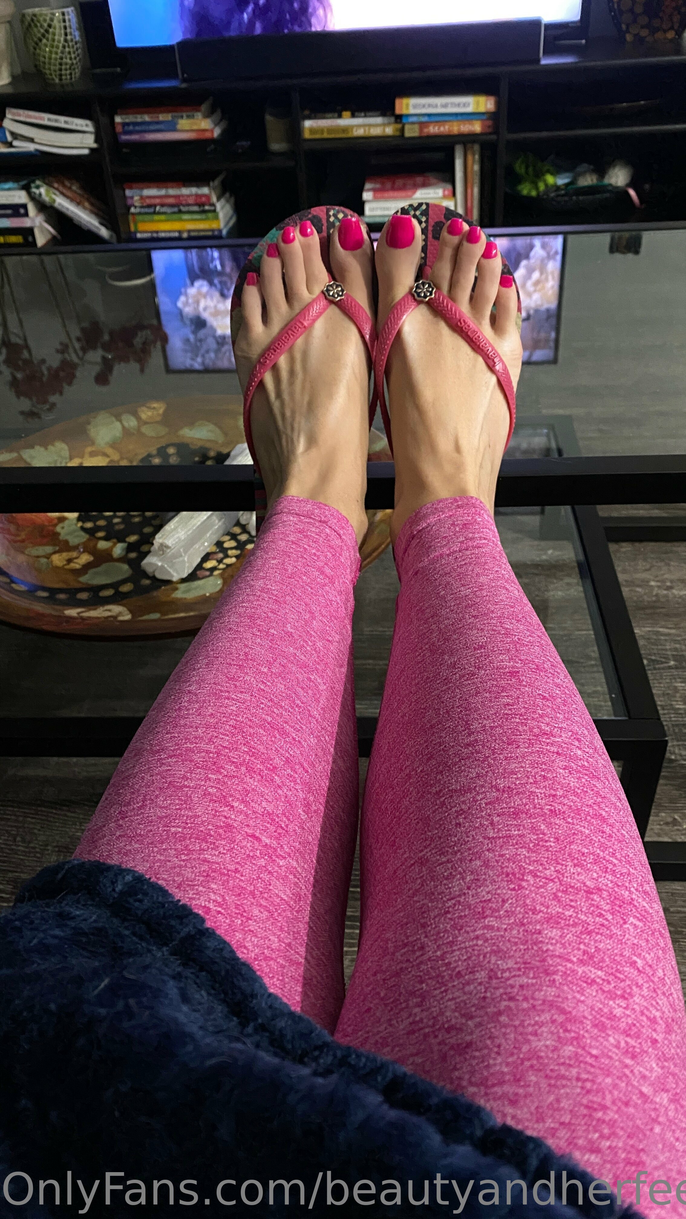 beautyandherfeetz feet