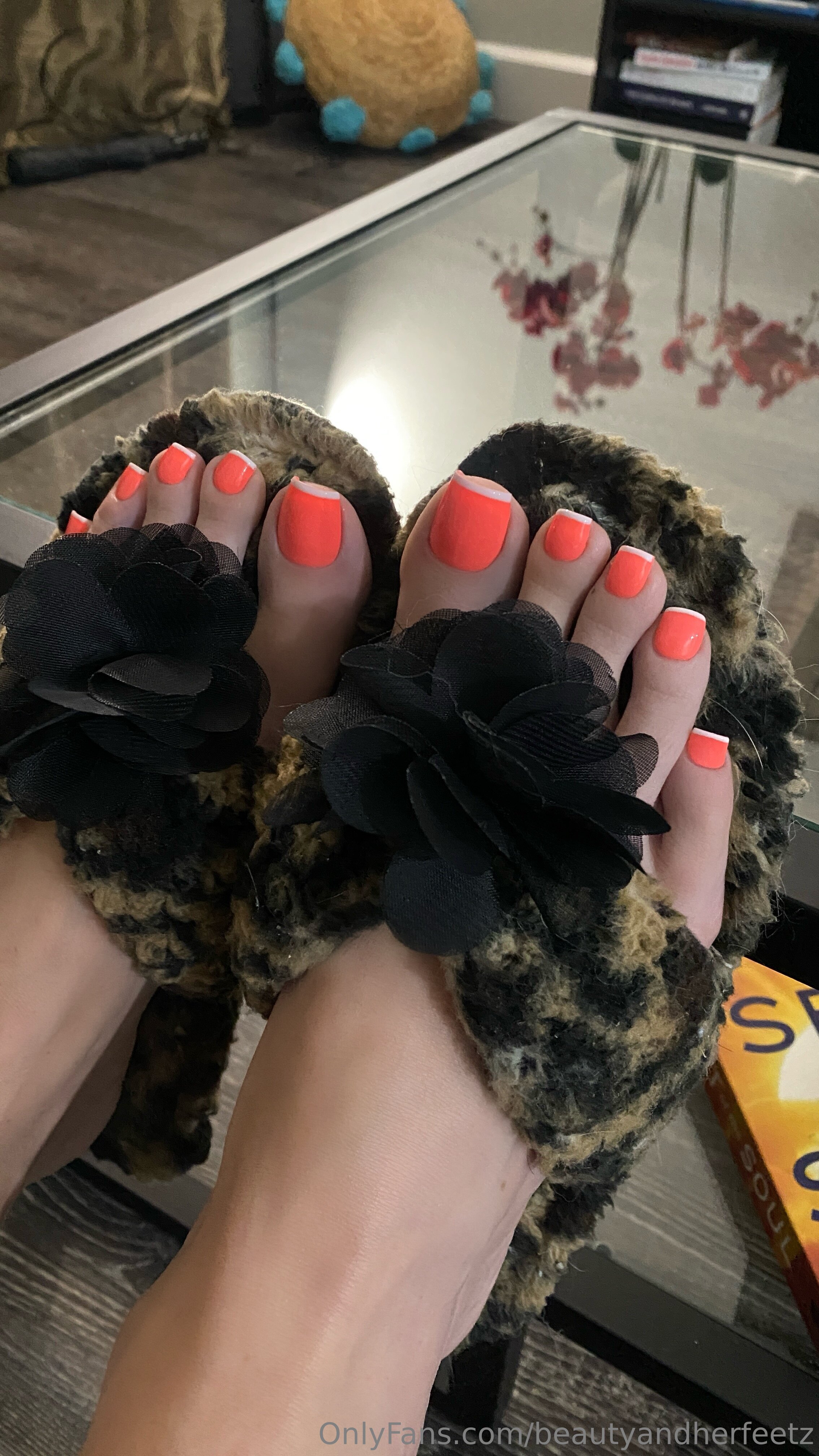 beautyandherfeetz feet