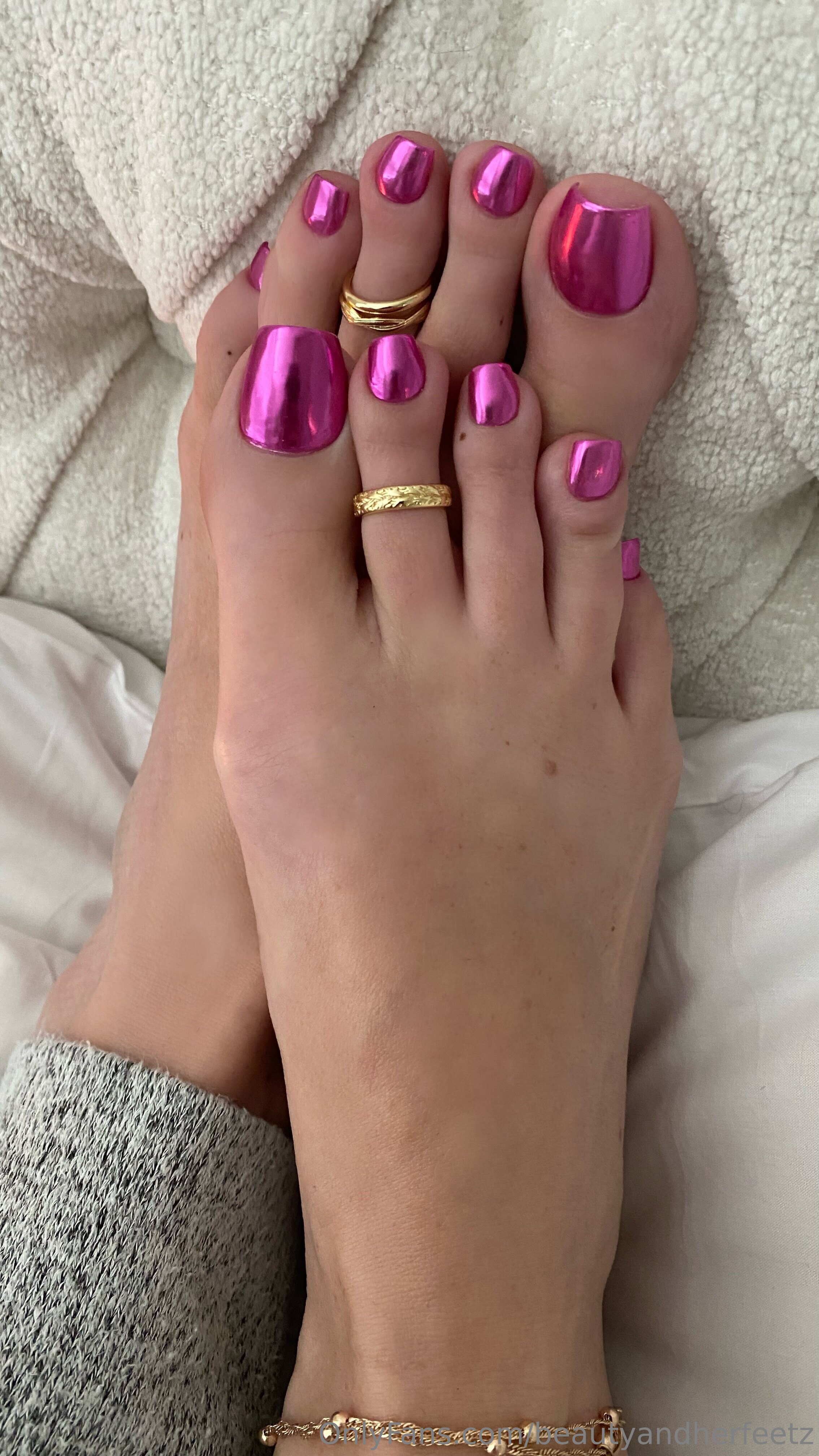 beautyandherfeetz feet