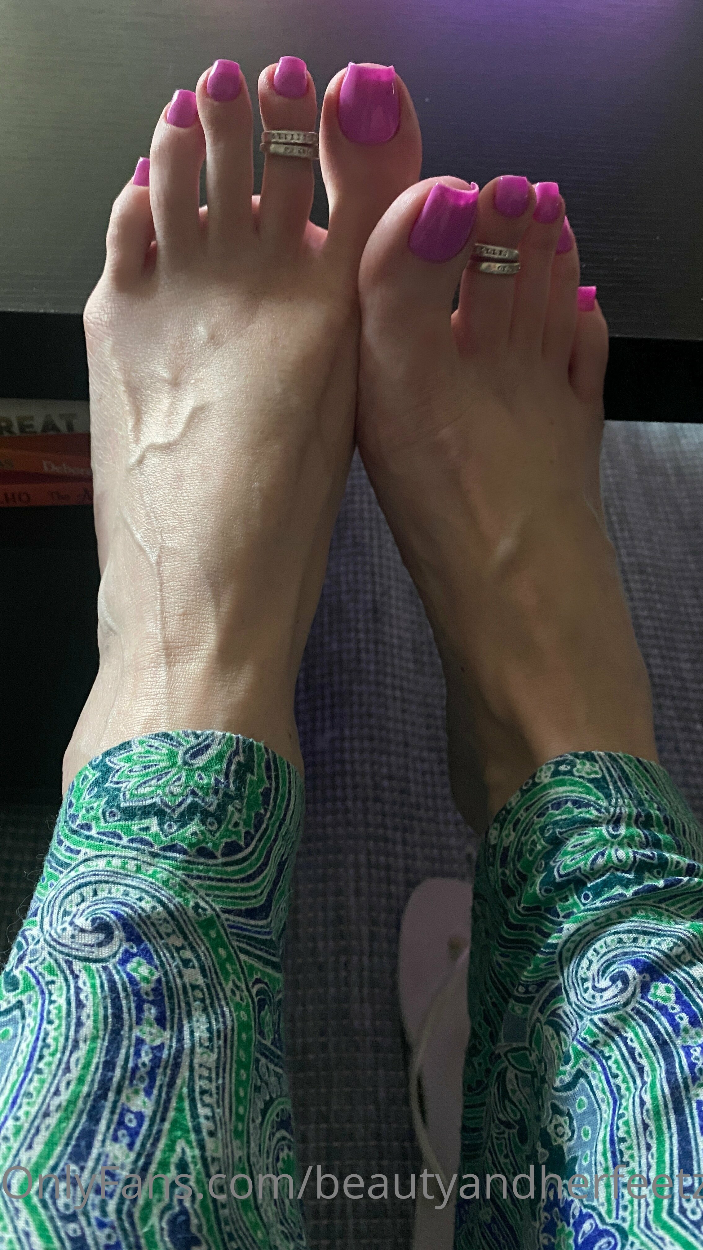 beautyandherfeetz feet