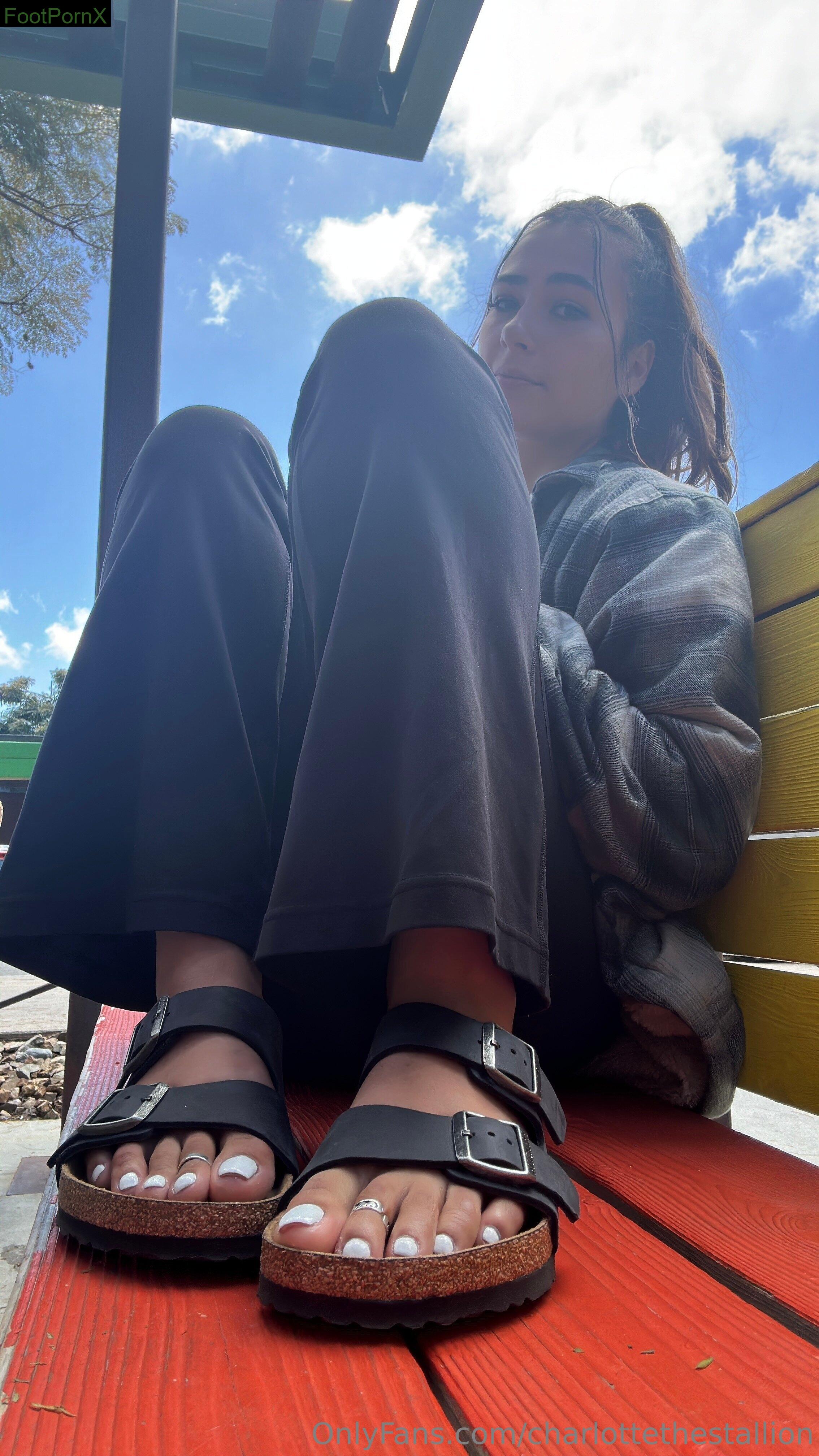 charlottethestallion feet