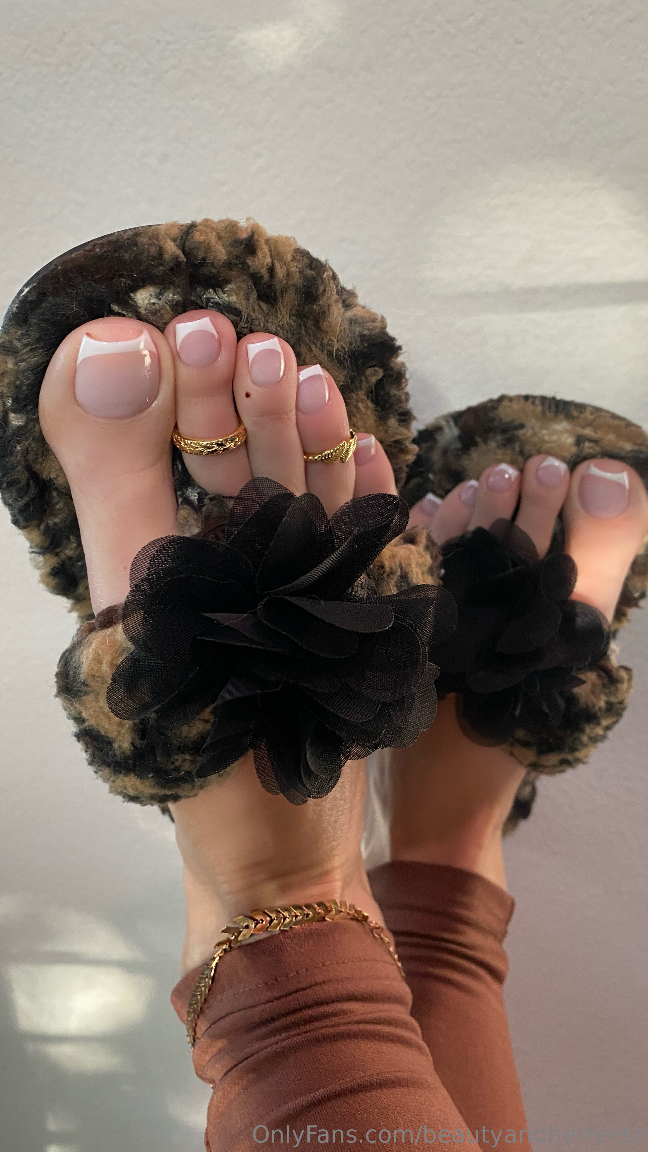 beautyandherfeetz feet