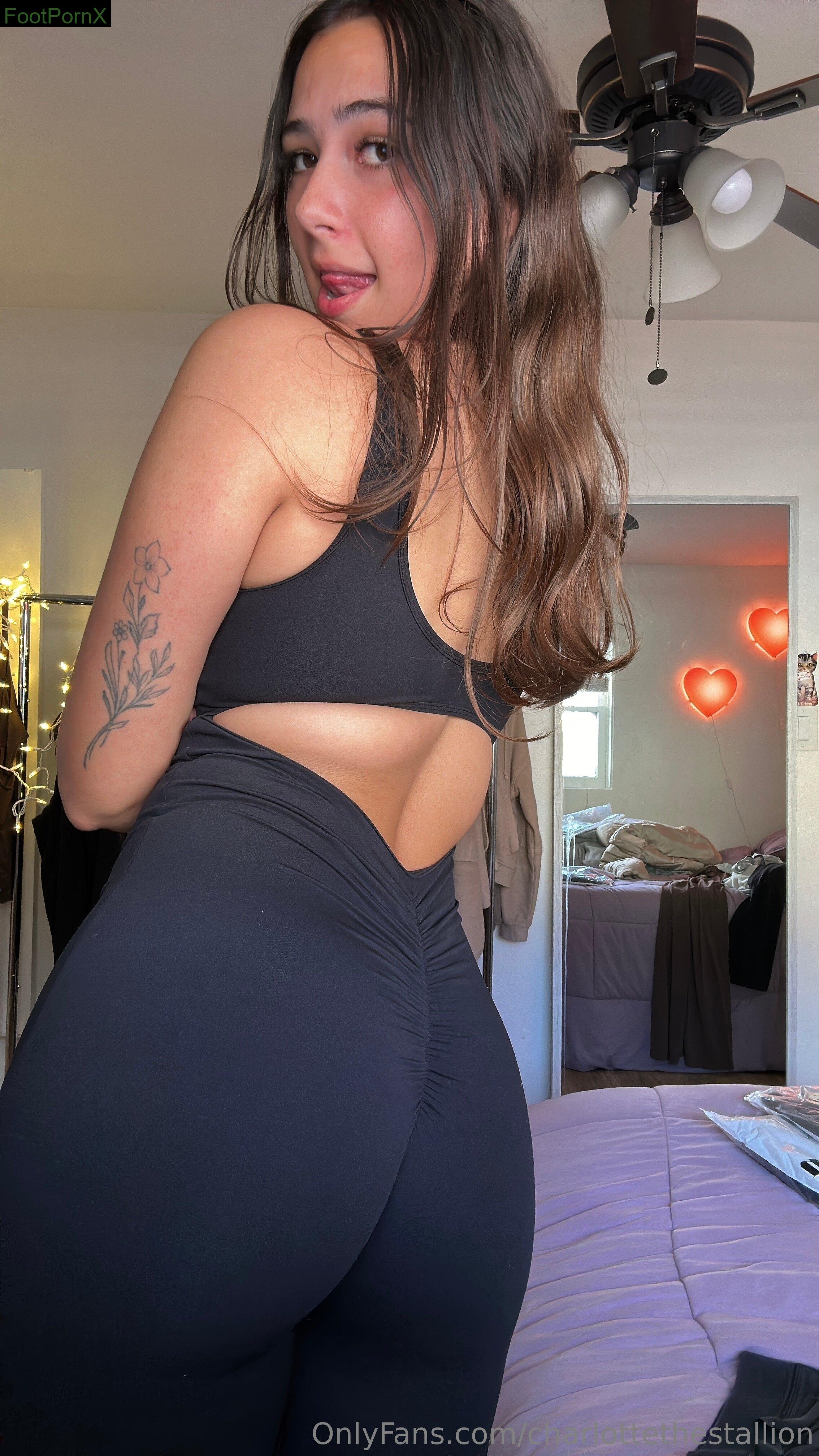 charlottethestallion feet