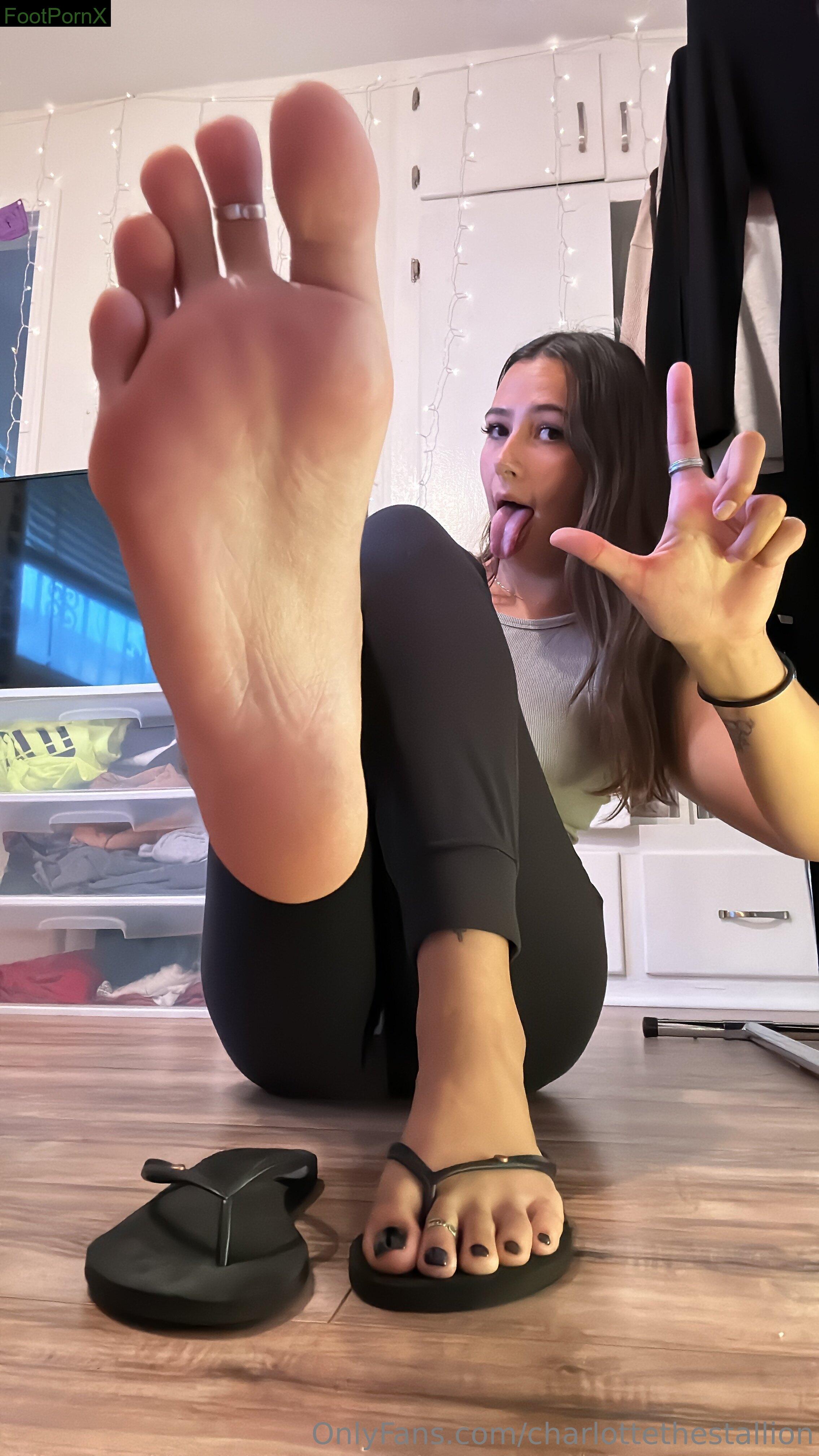 charlottethestallion feet