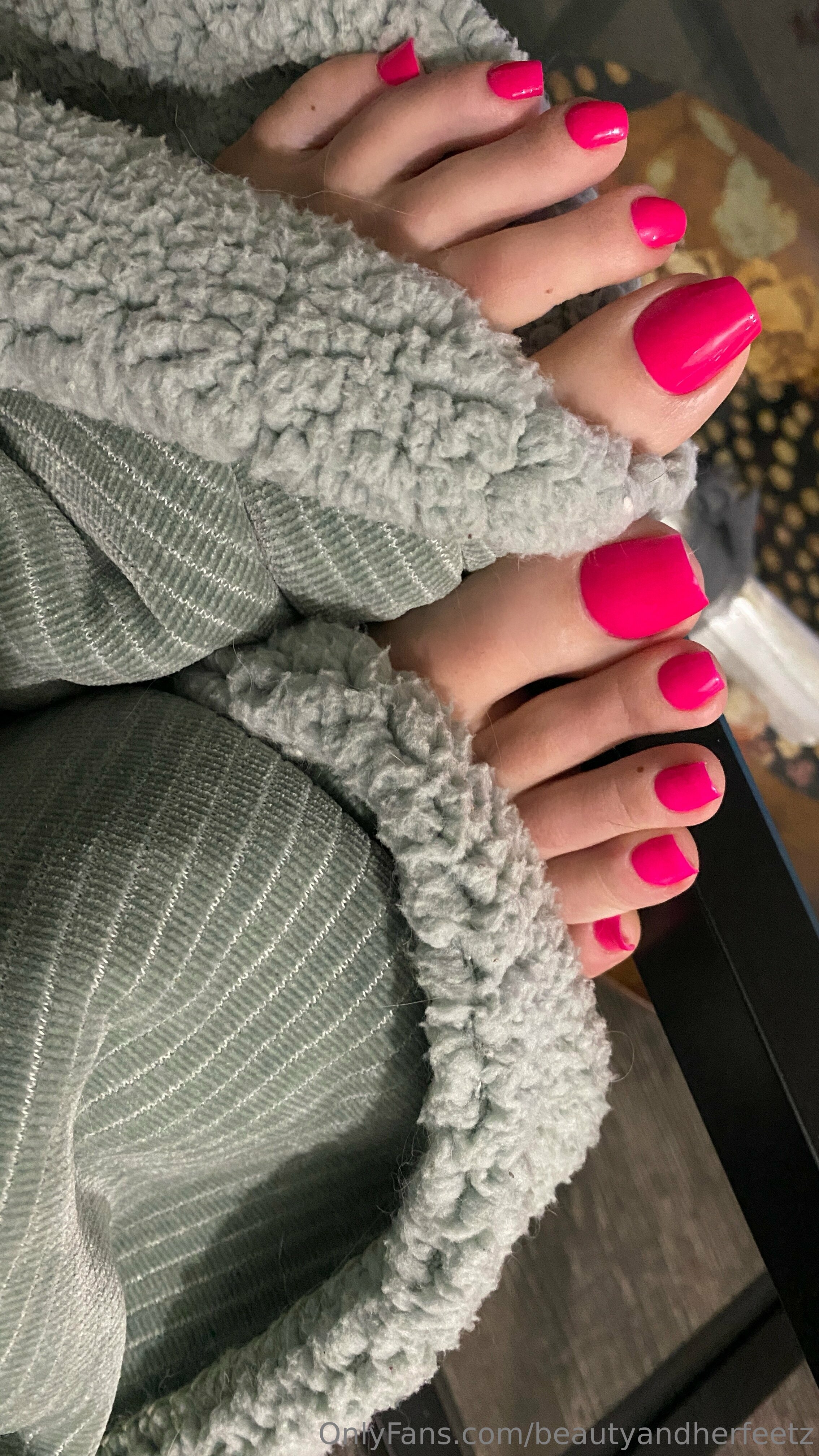 beautyandherfeetz feet