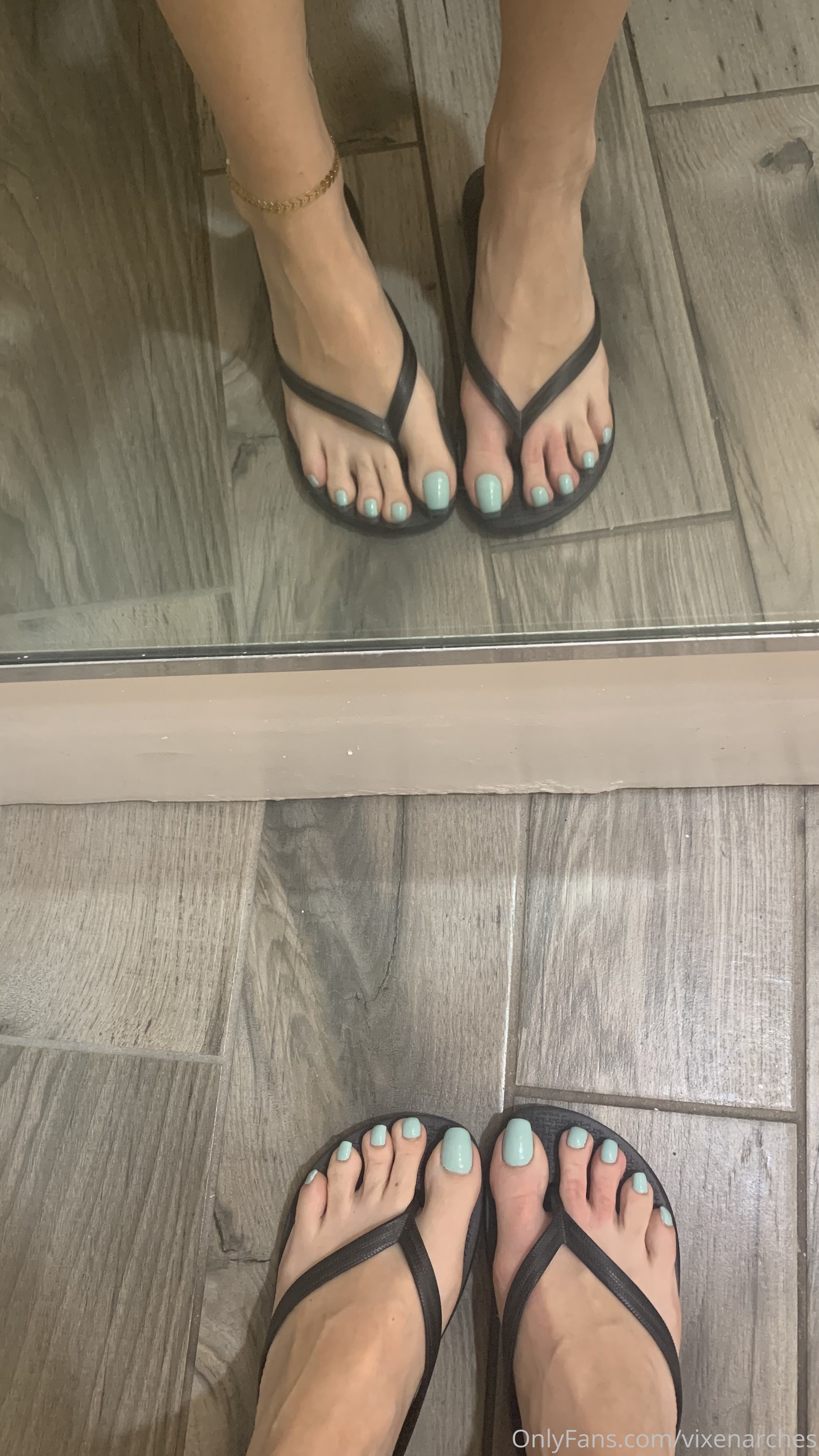 vixenarches feet