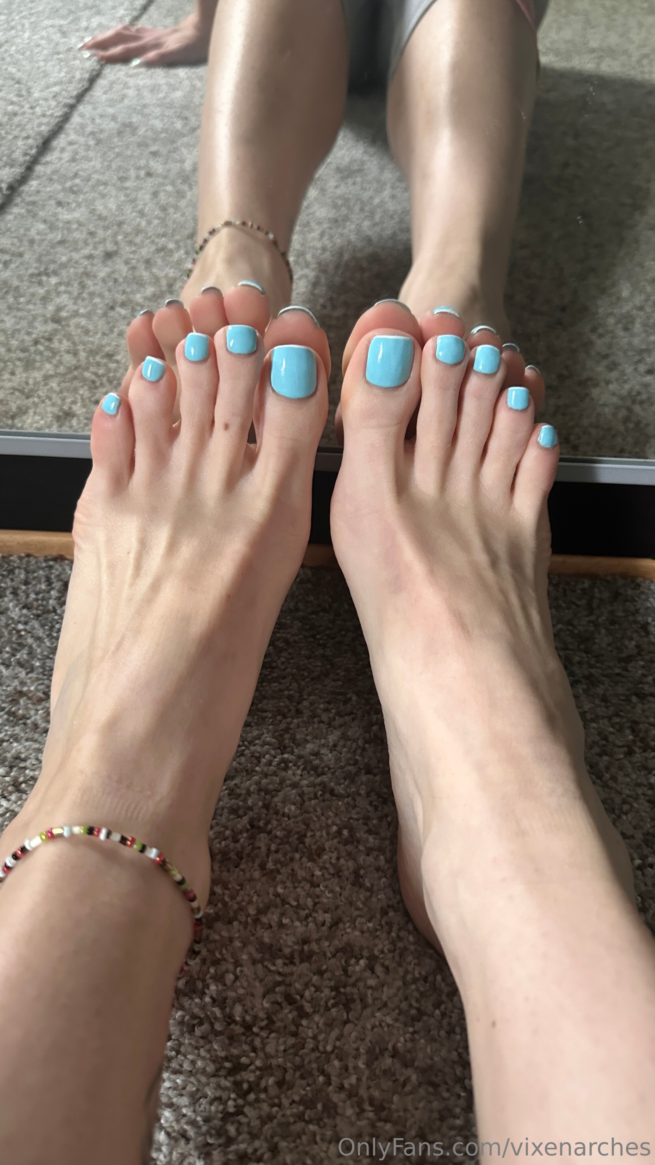 vixenarches feet