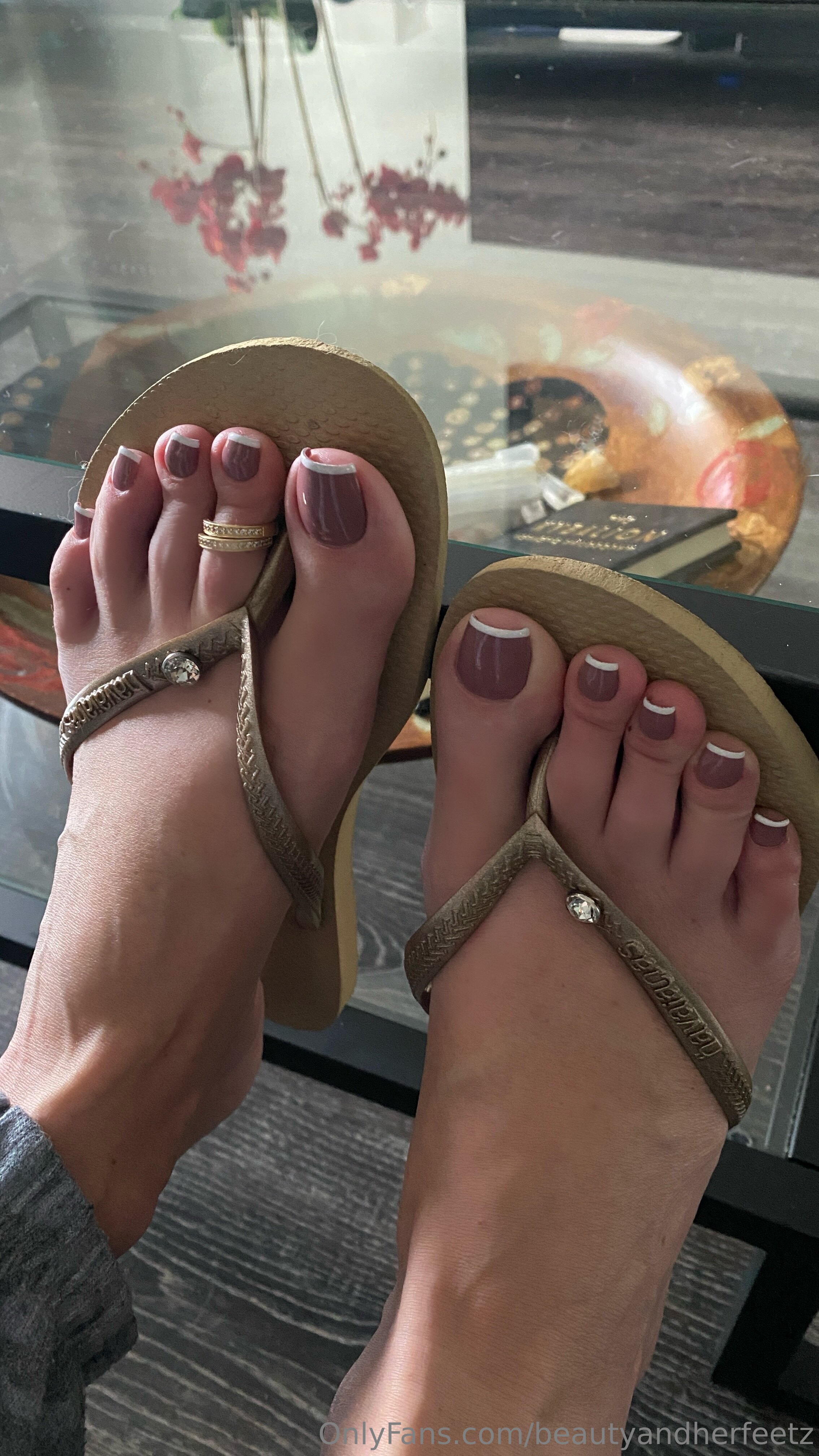 beautyandherfeetz feet