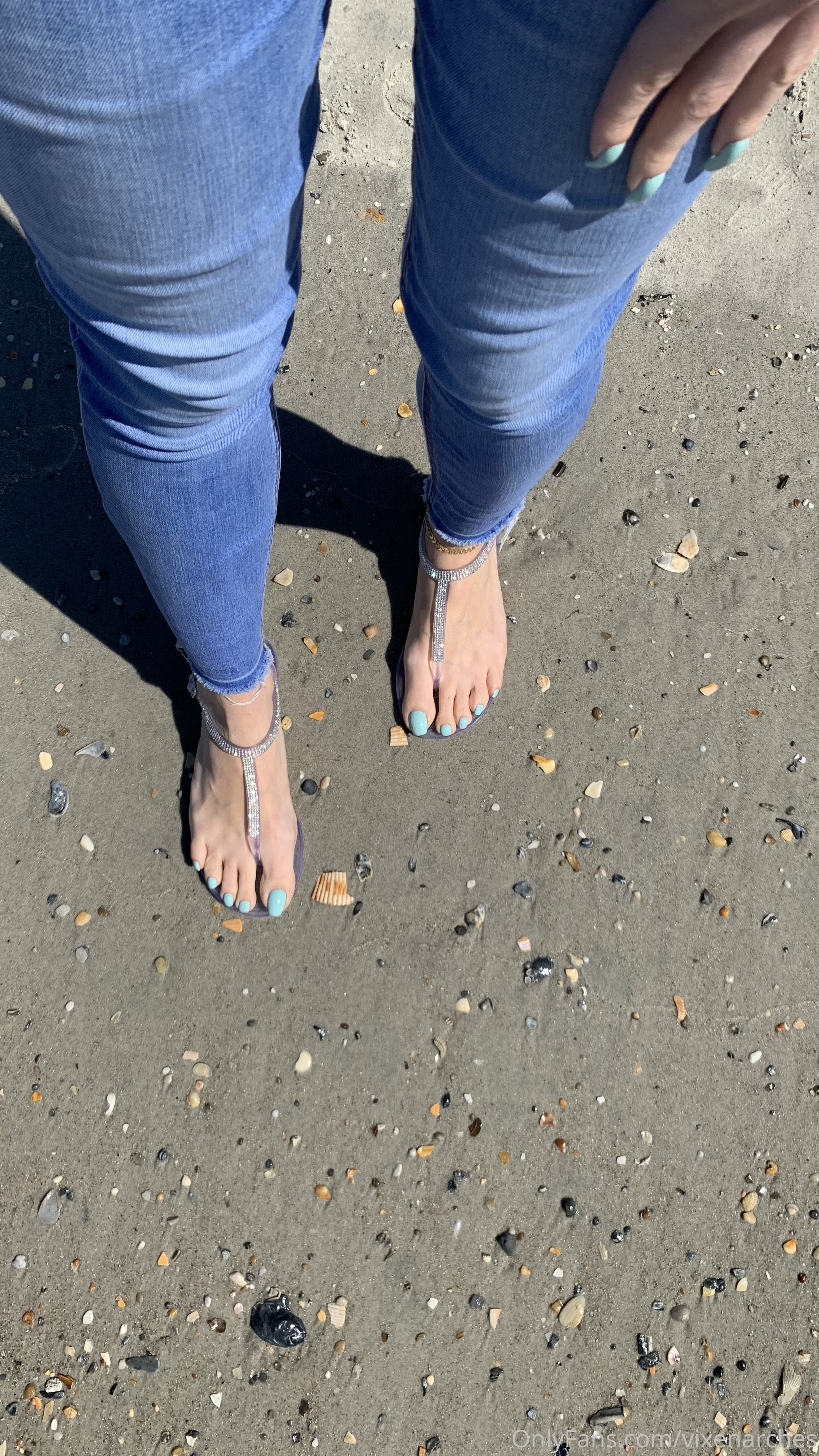 vixenarches feet