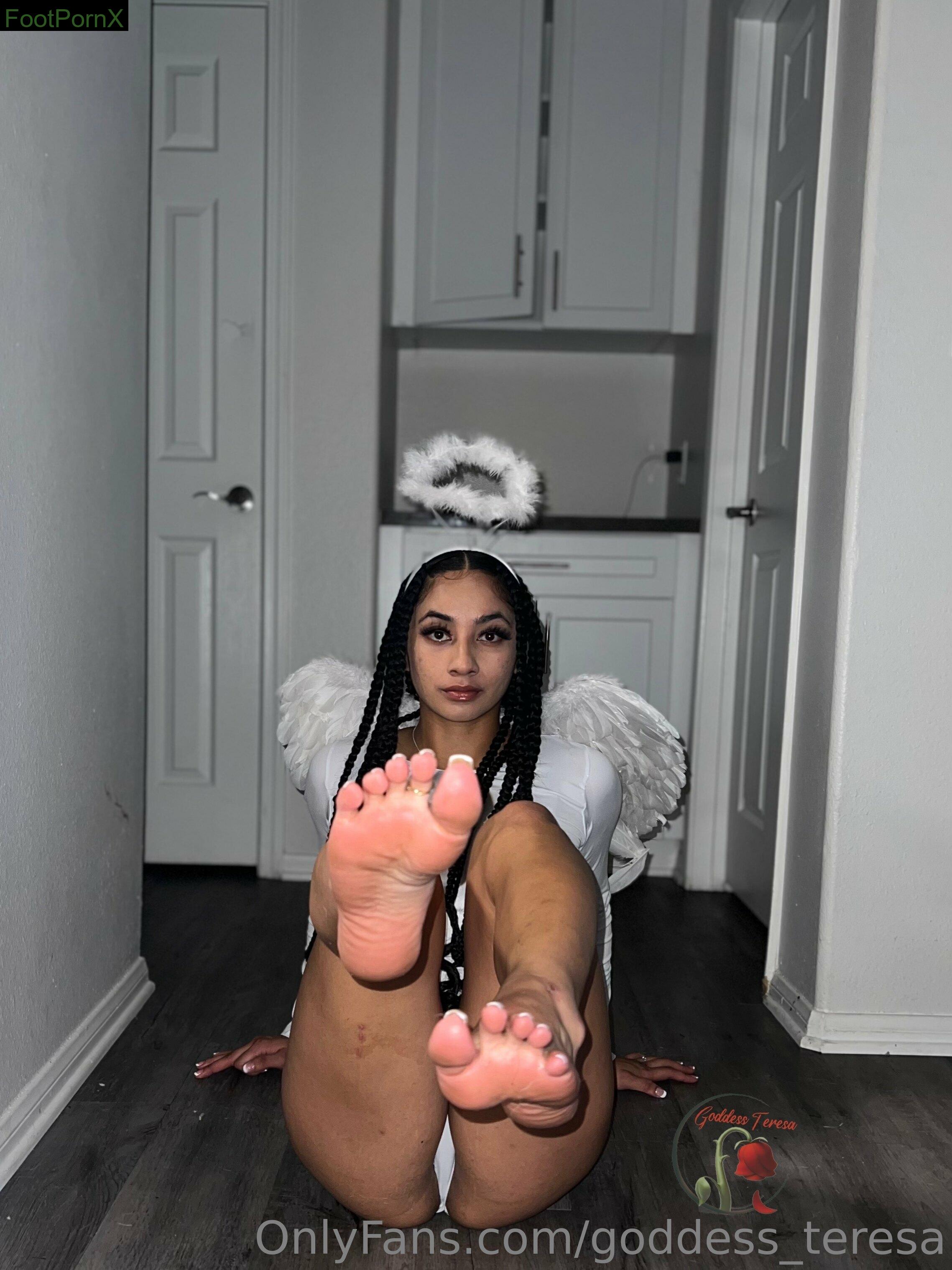 goddess_teresa feet