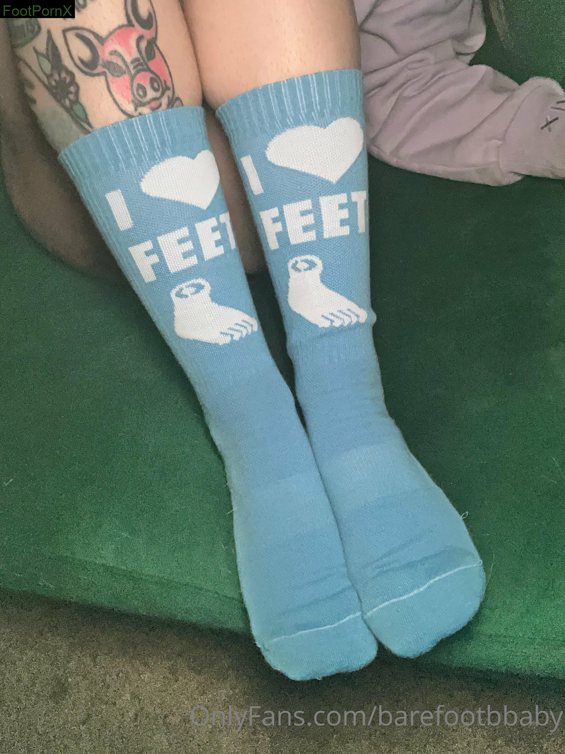 barefootbbaby feet