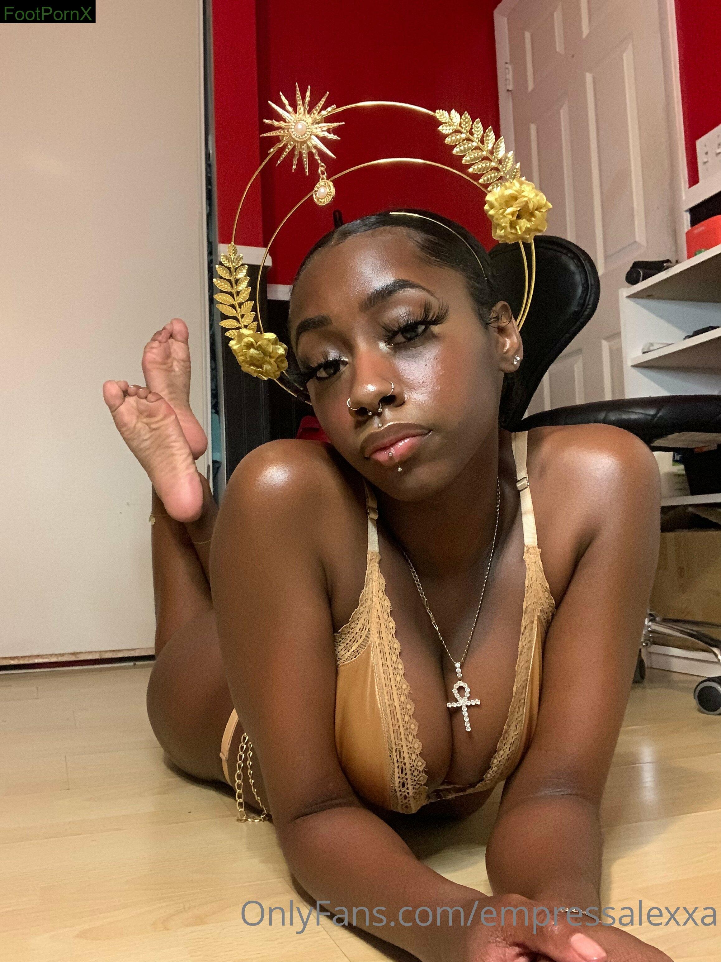 empressalexxa feet