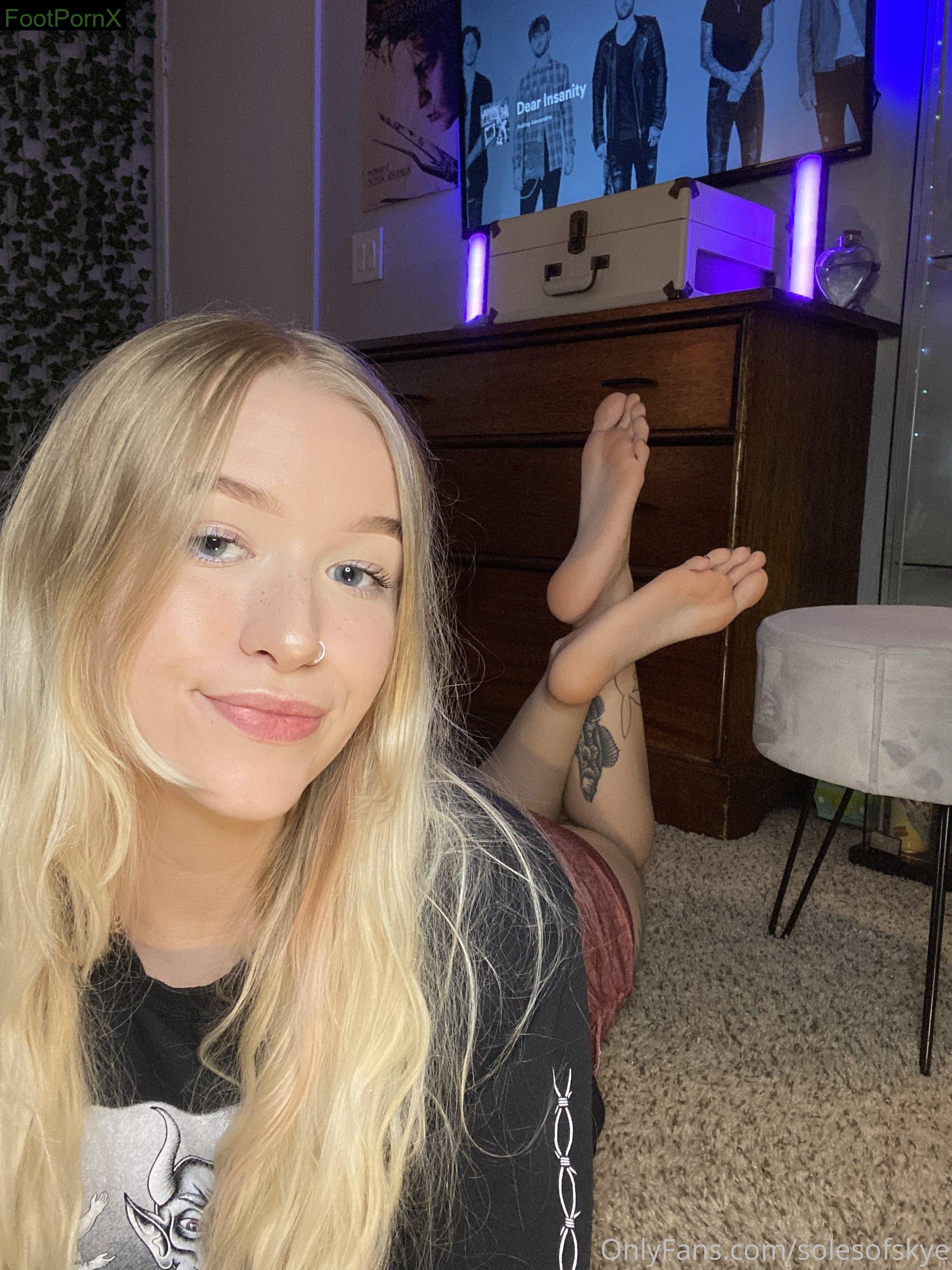 solesofskye feet