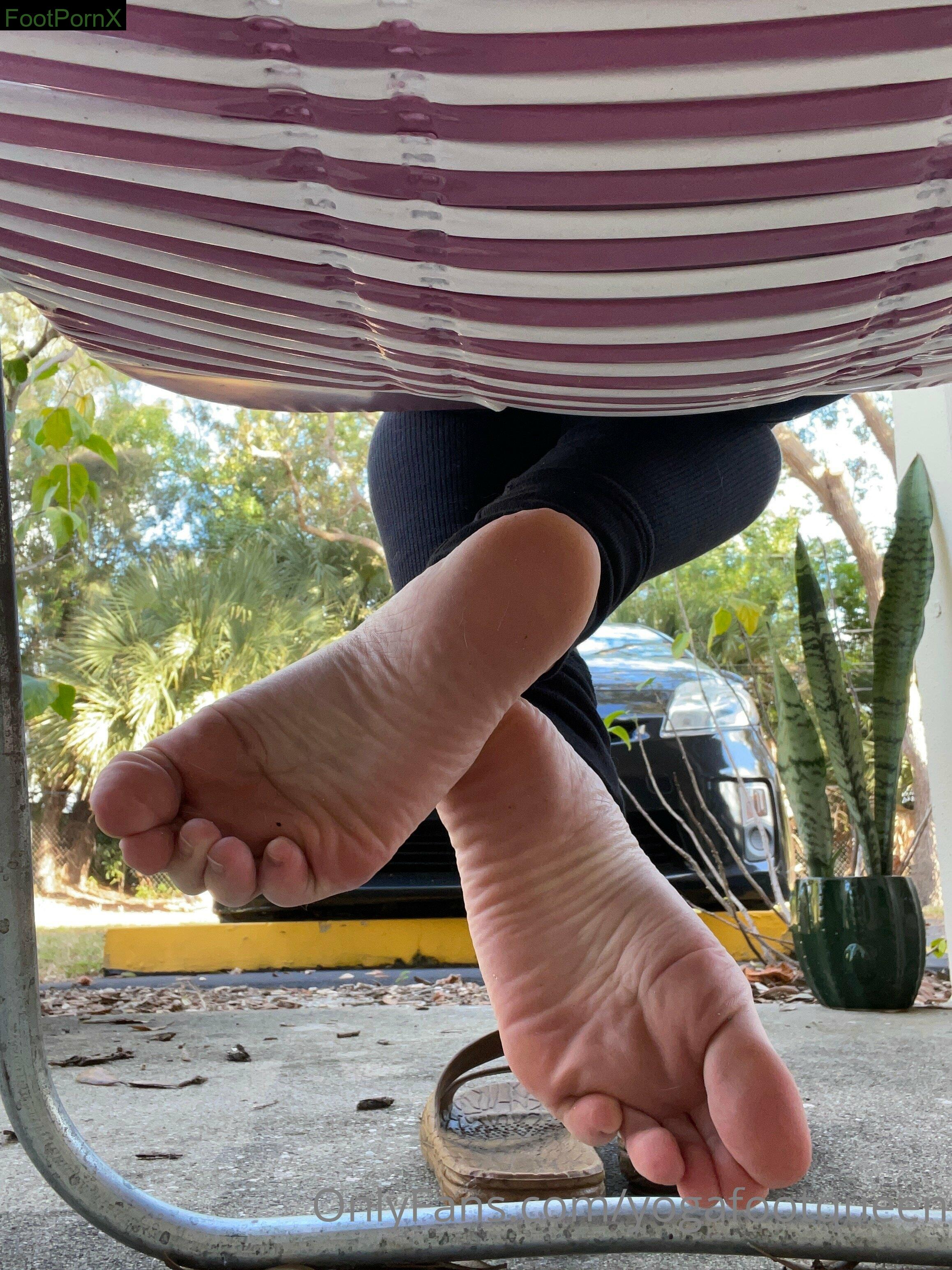 yogafootqueen feet