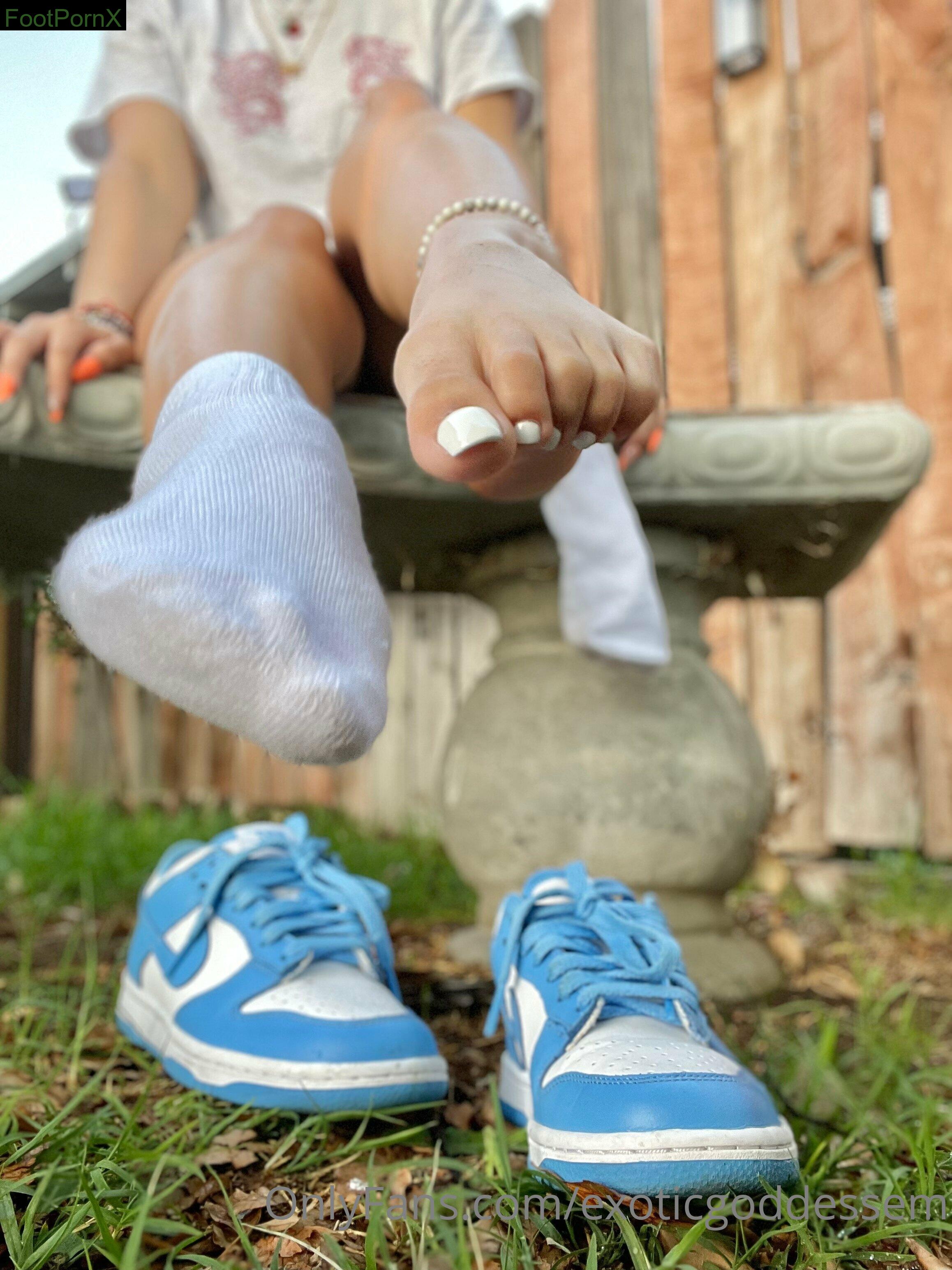 exoticgoddessem feet