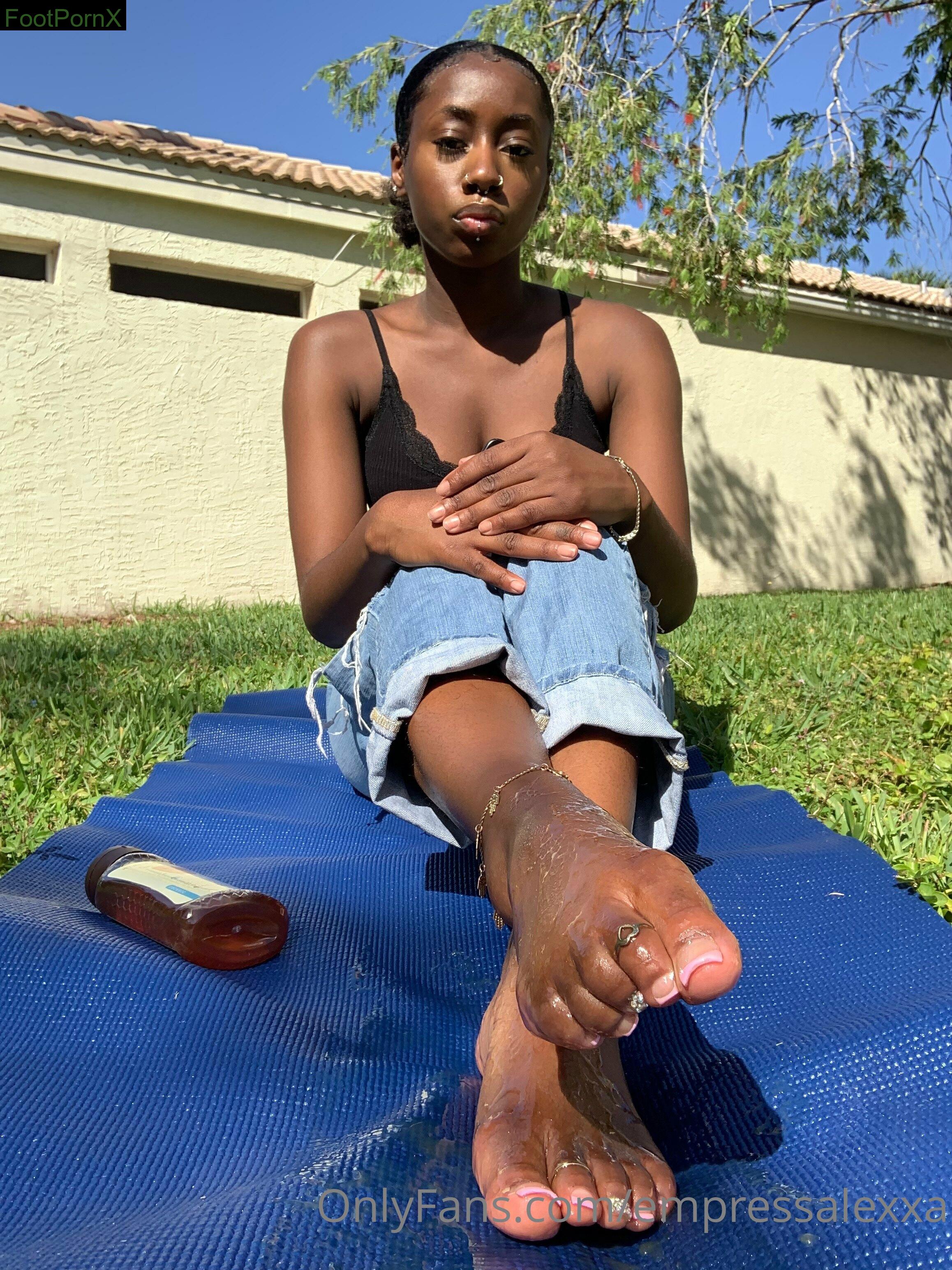 empressalexxa feet