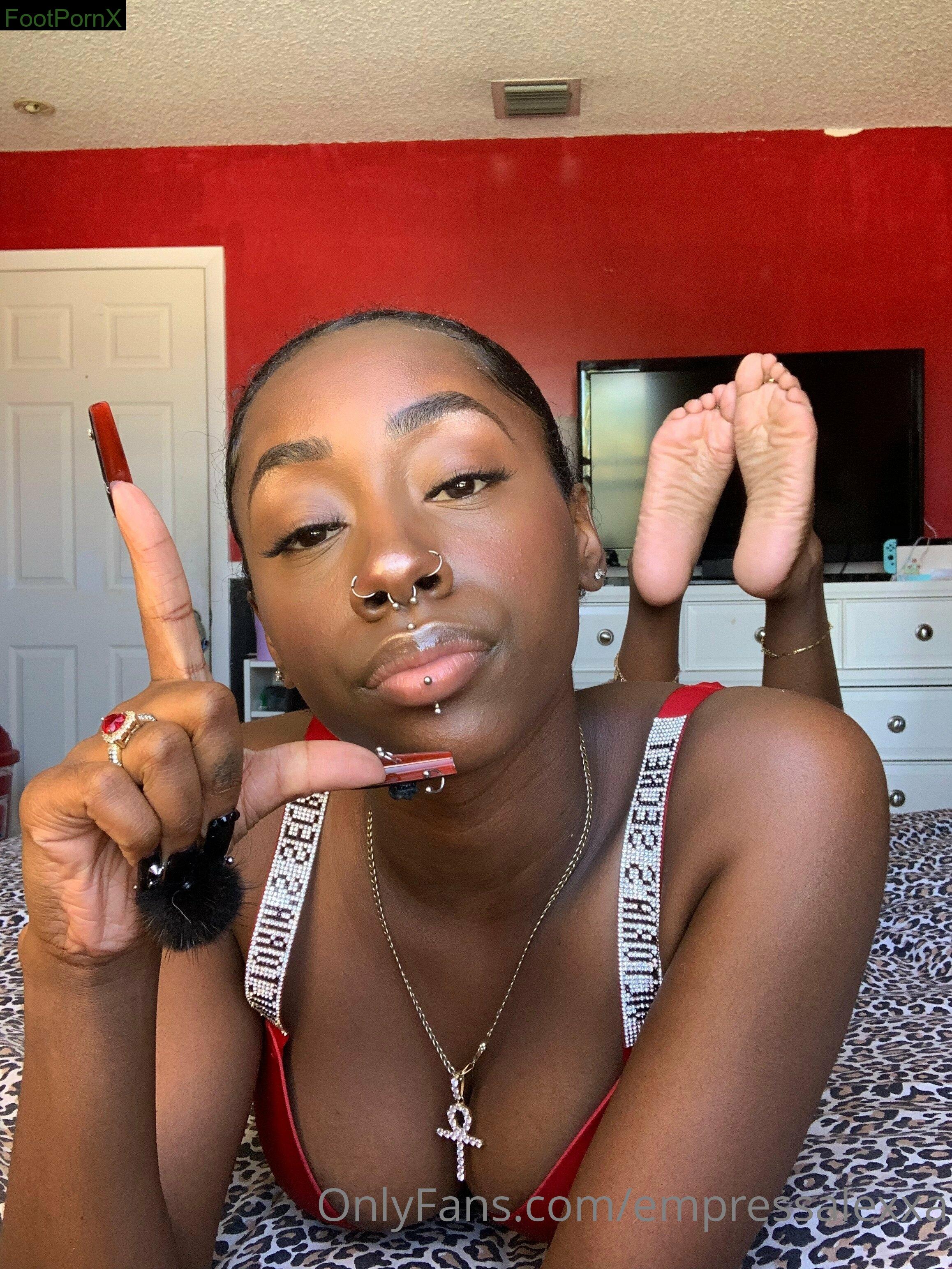 empressalexxa feet