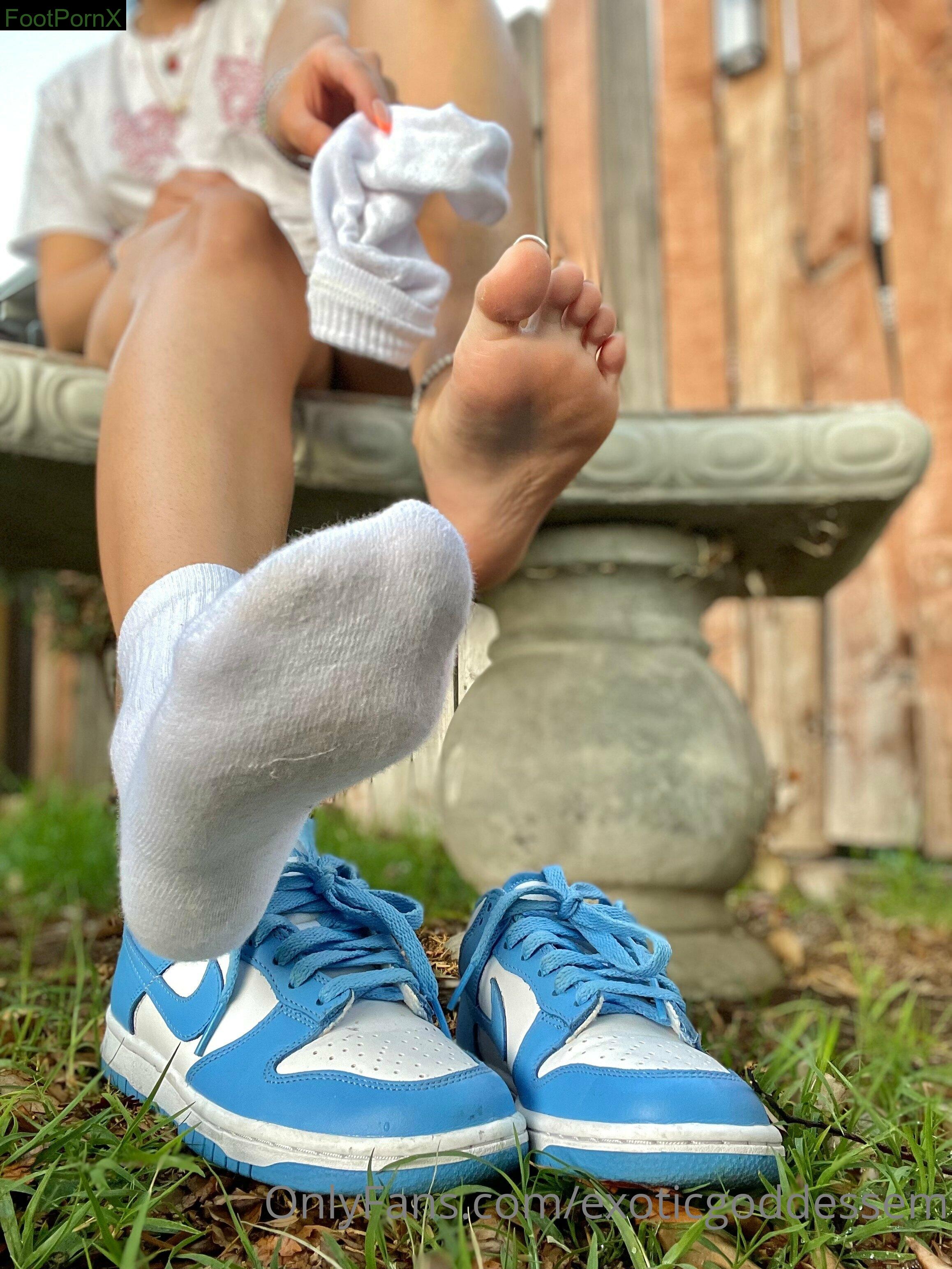 exoticgoddessem feet