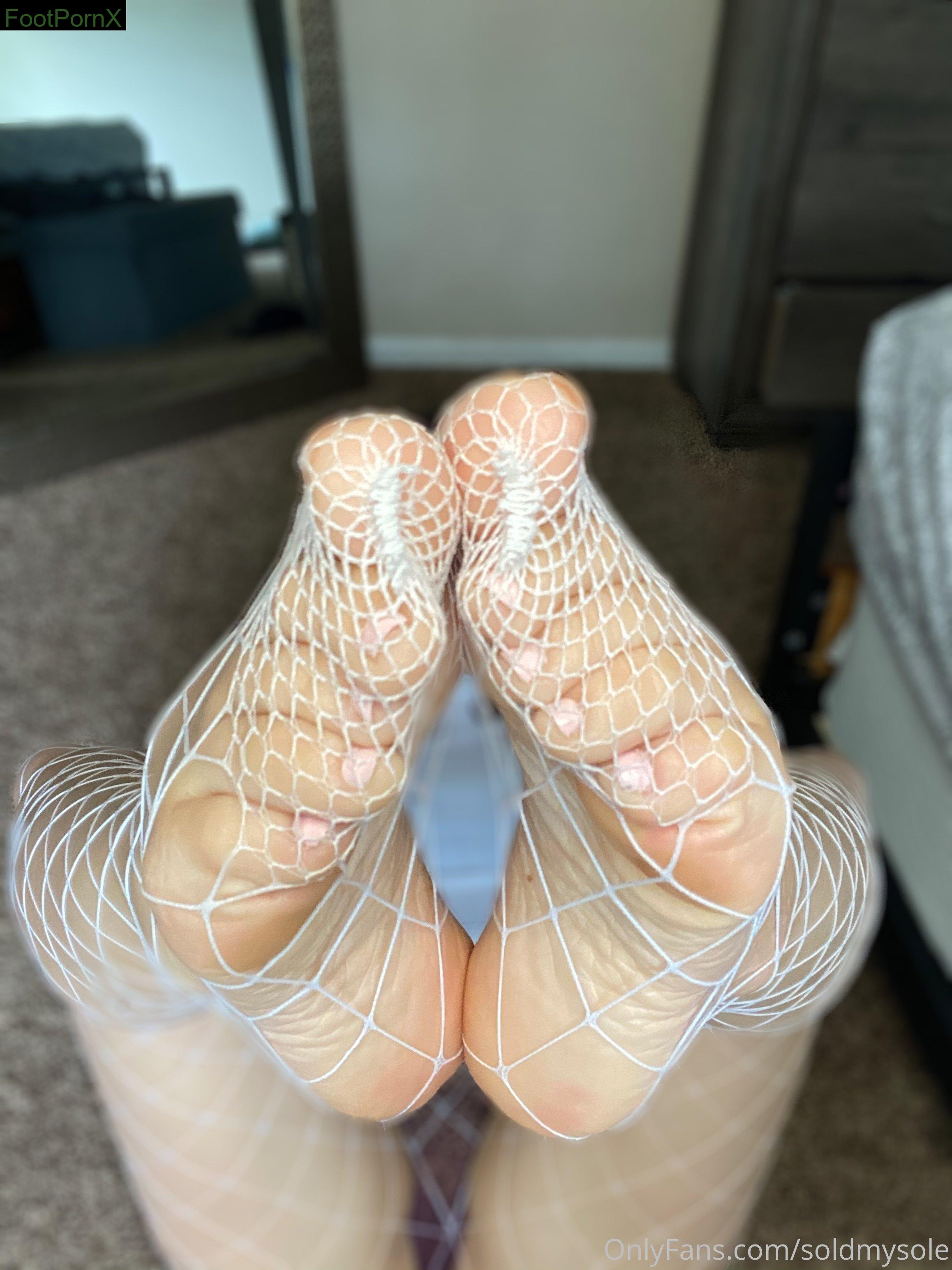 SellMySole - Liv feet