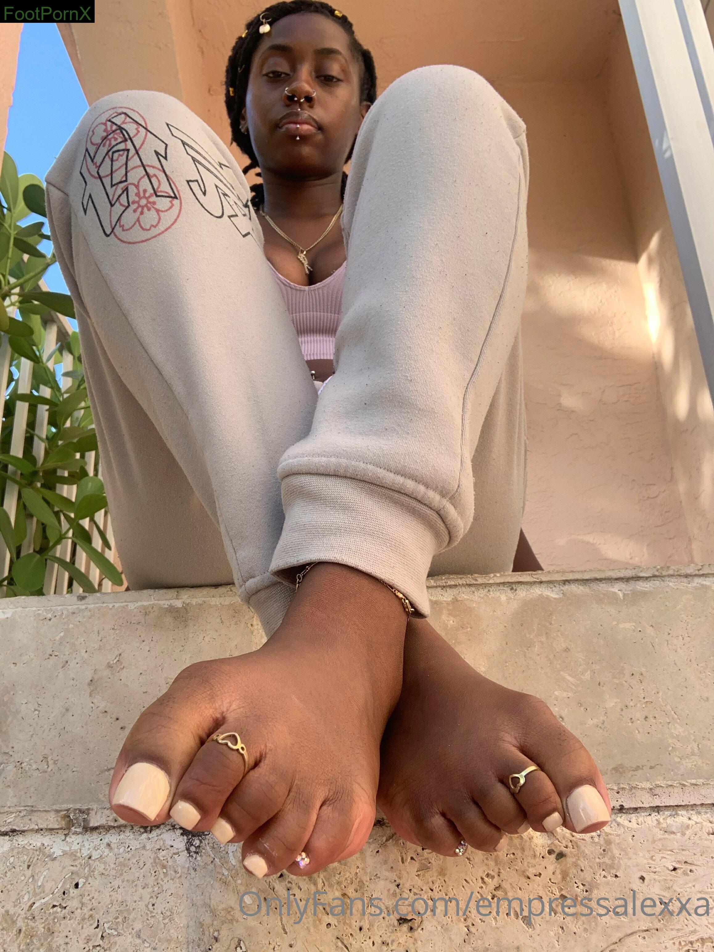 empressalexxa feet