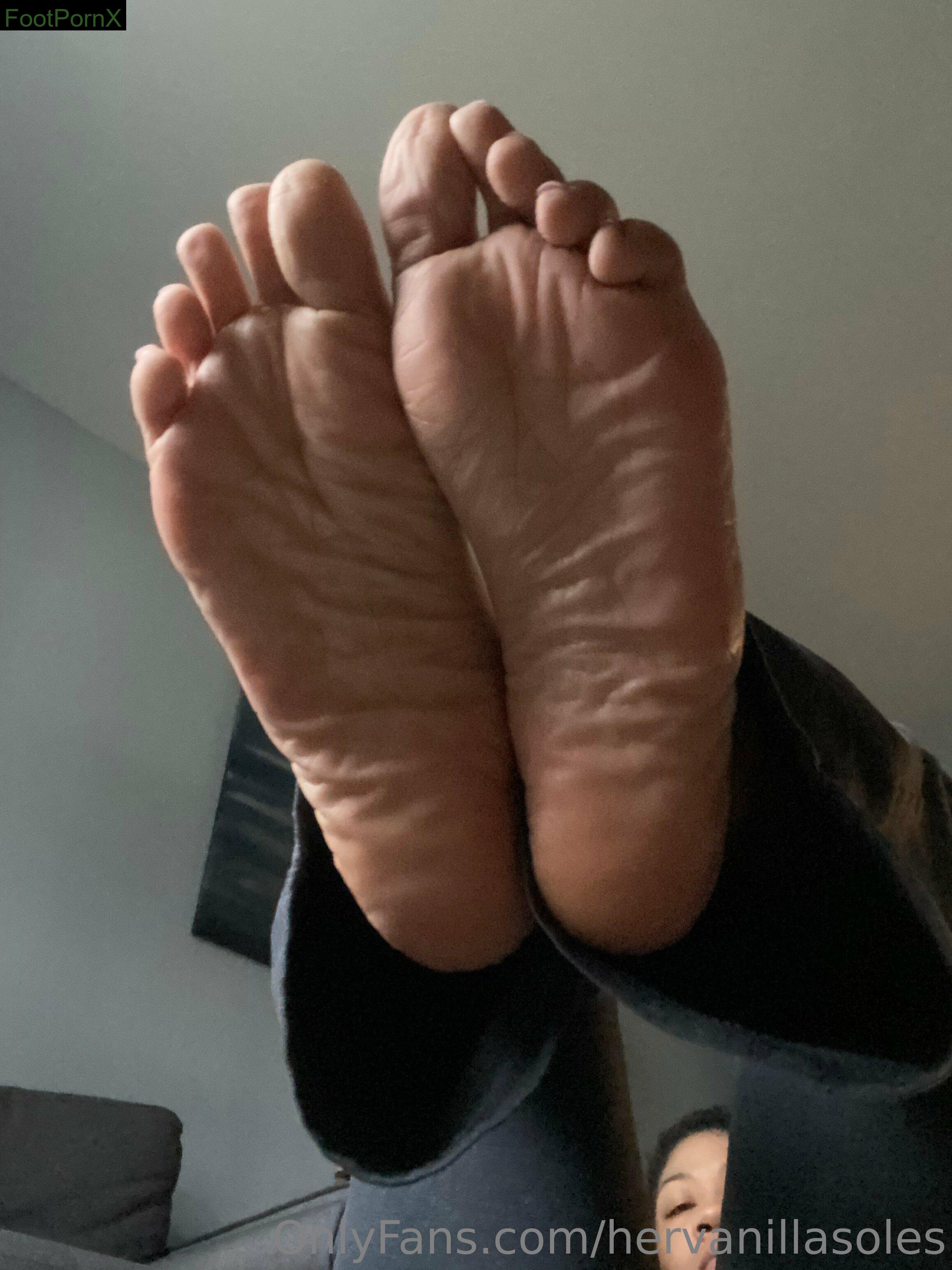 hervanillasoles feet