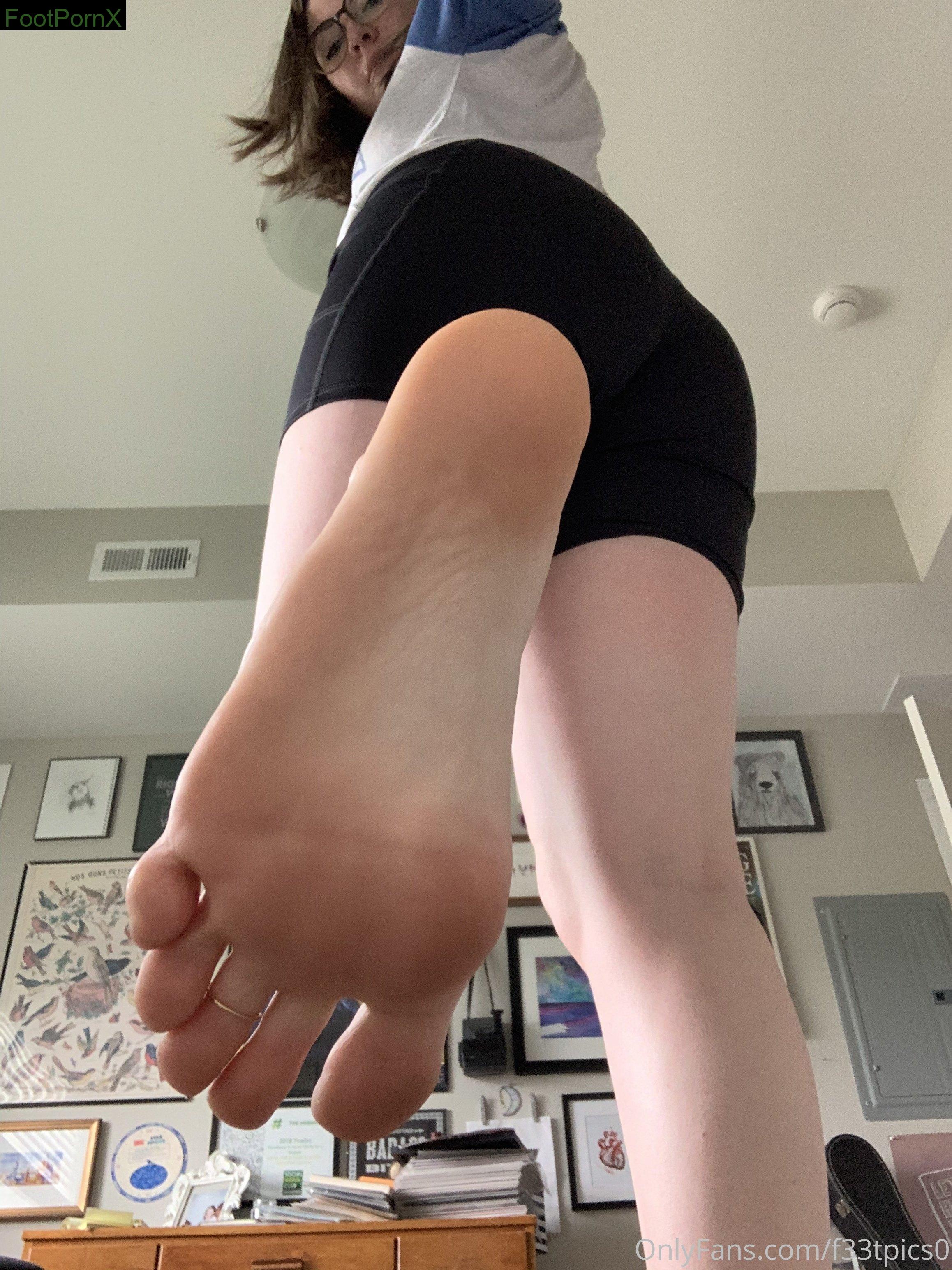 freckled feet feet