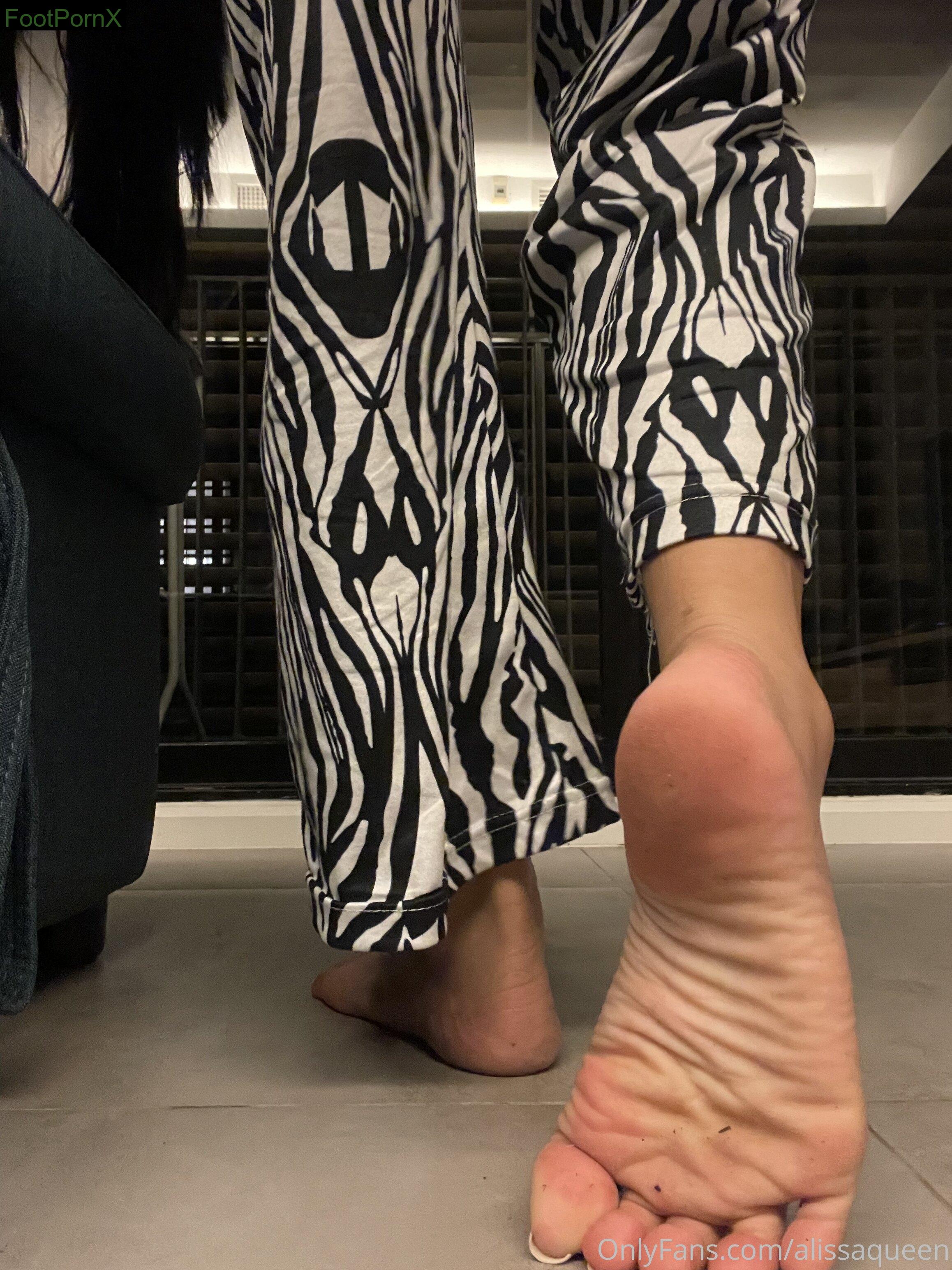 alissaqueen feet